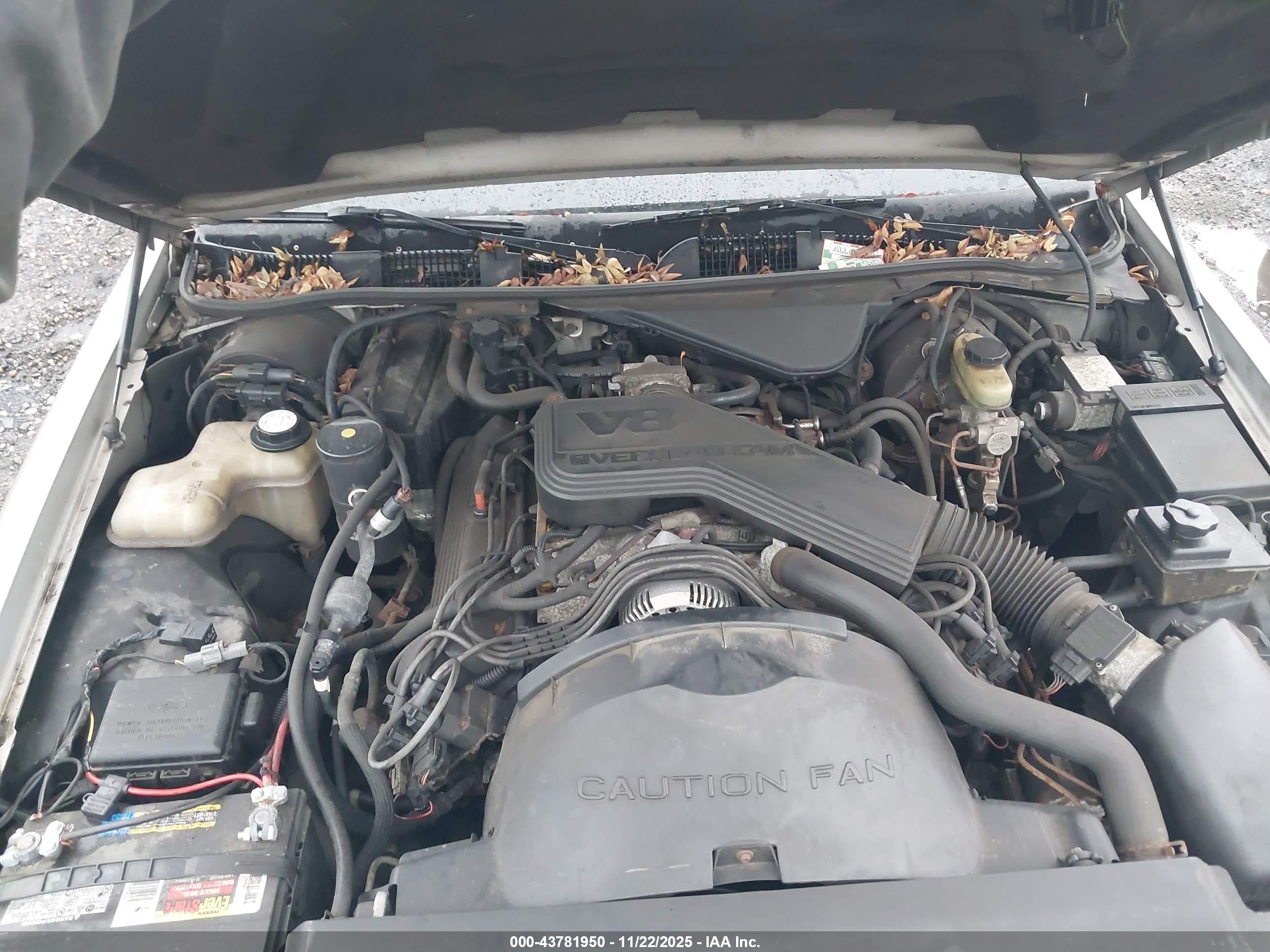 1995 Mercury Grand Marquis Gs Tan vin: 2MELM74W1SX702100