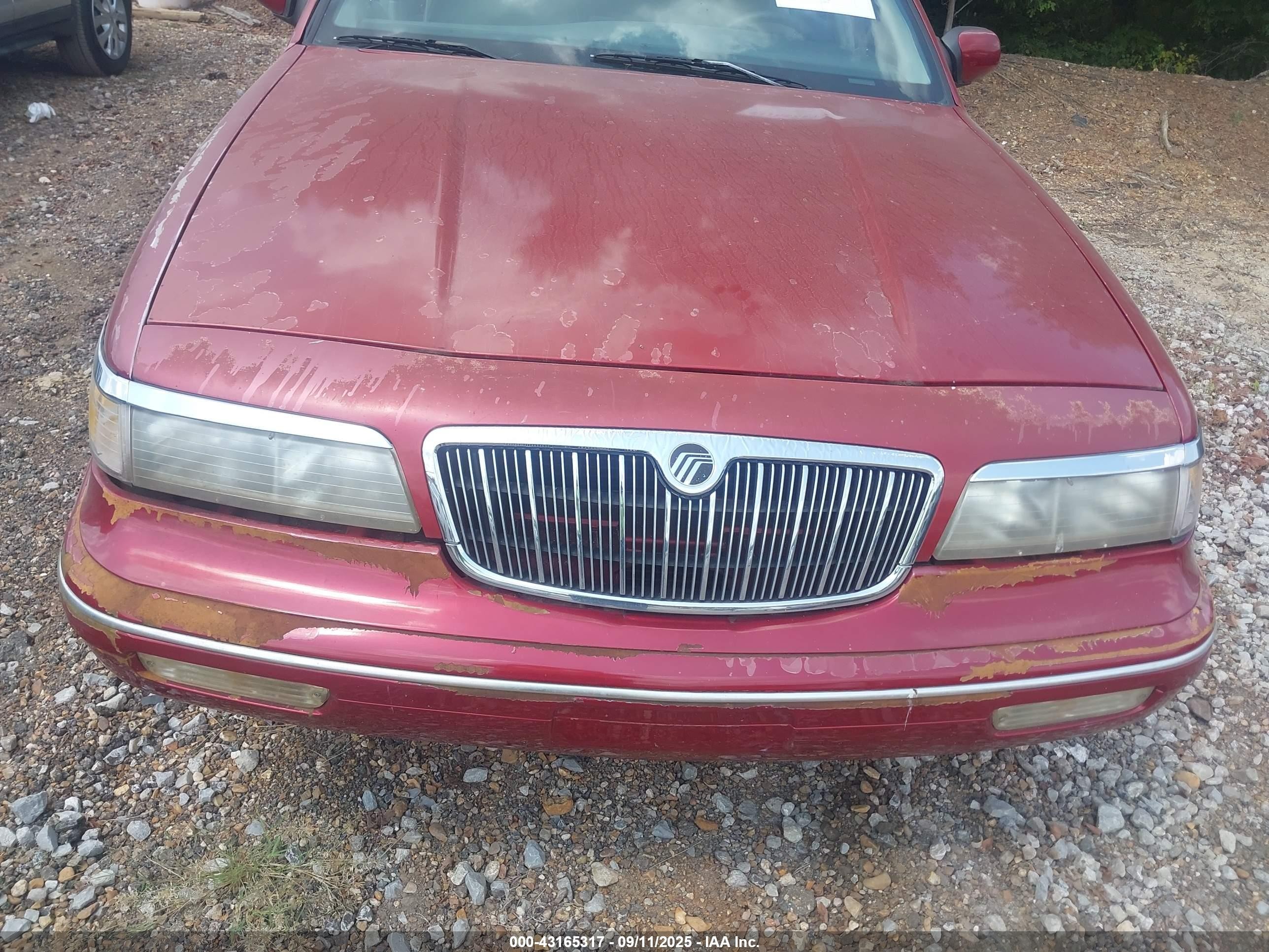 1997 Mercury Grand Marquis Gs Red vin: 2MELM74W1VX628536
