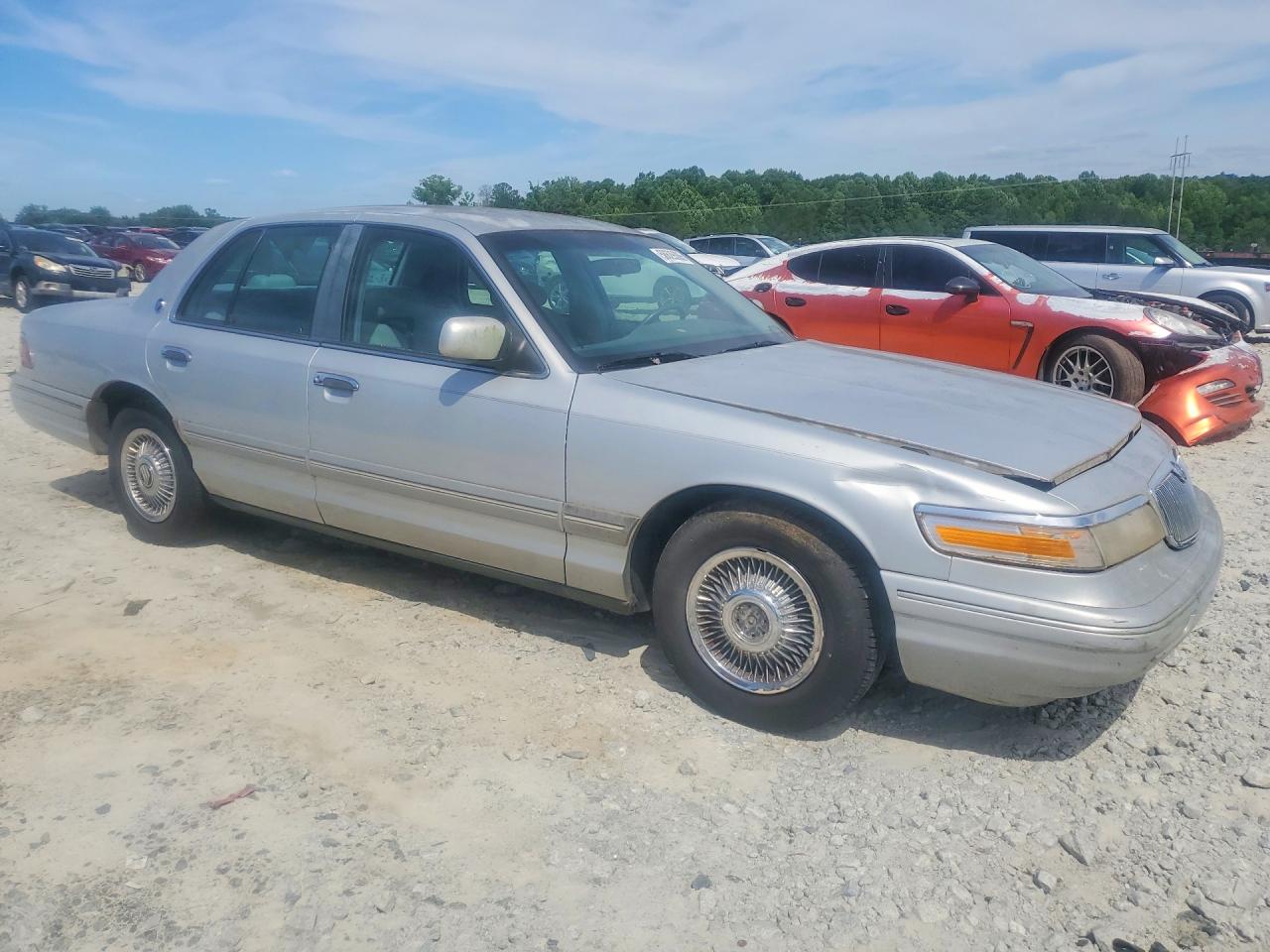 1995 Mercury Grand Marquis Gs Silver vin: 2MELM74W2SX652503