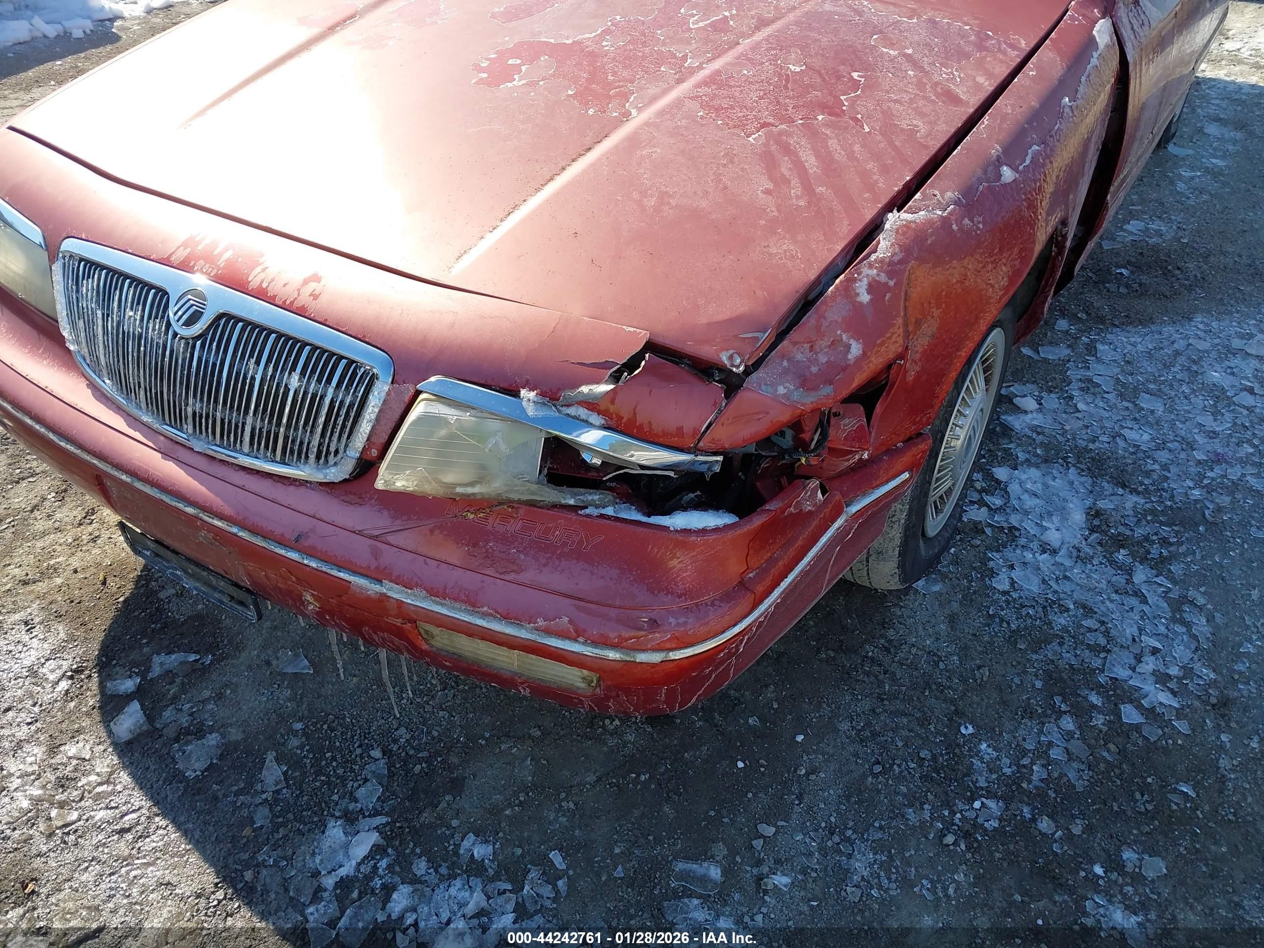 1997 Mercury Grand Marquis Gs Red vin: 2MELM74W2VX741668