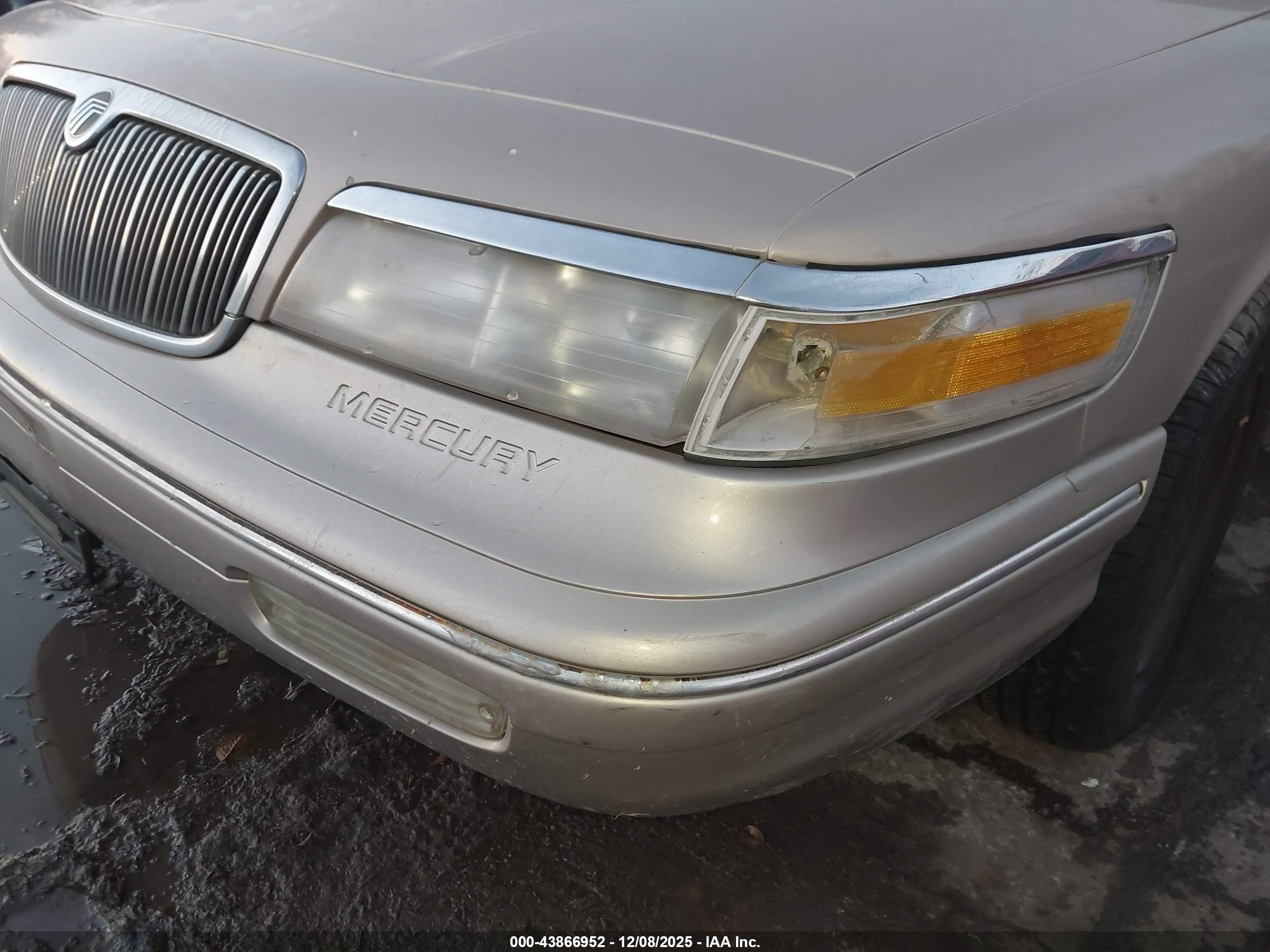 1997 Mercury Grand Marquis Gs Gold vin: 2MELM74W3VX708520