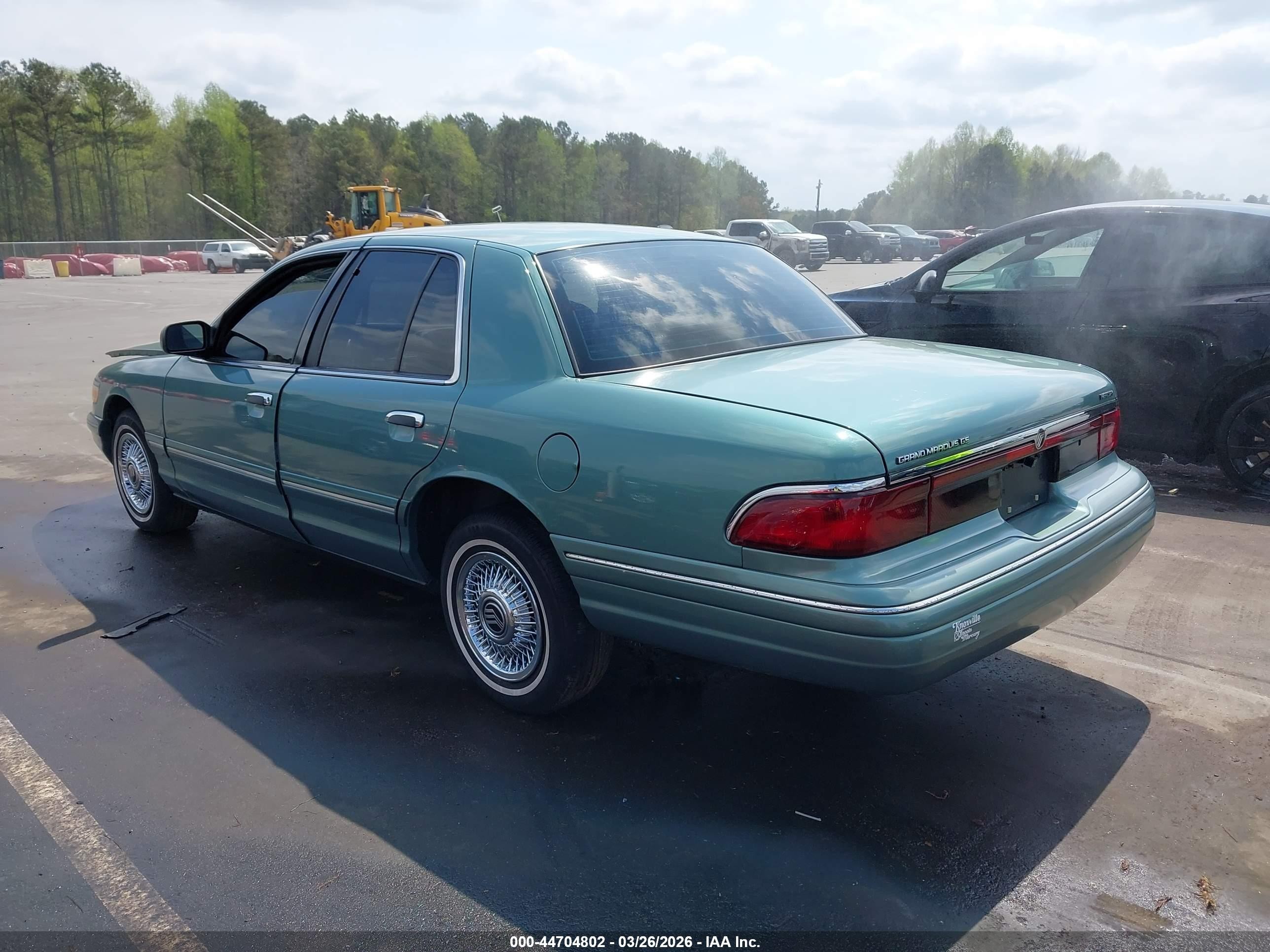 1997 Mercury Grand Marquis Gs Green vin: 2MELM74W5VX607849