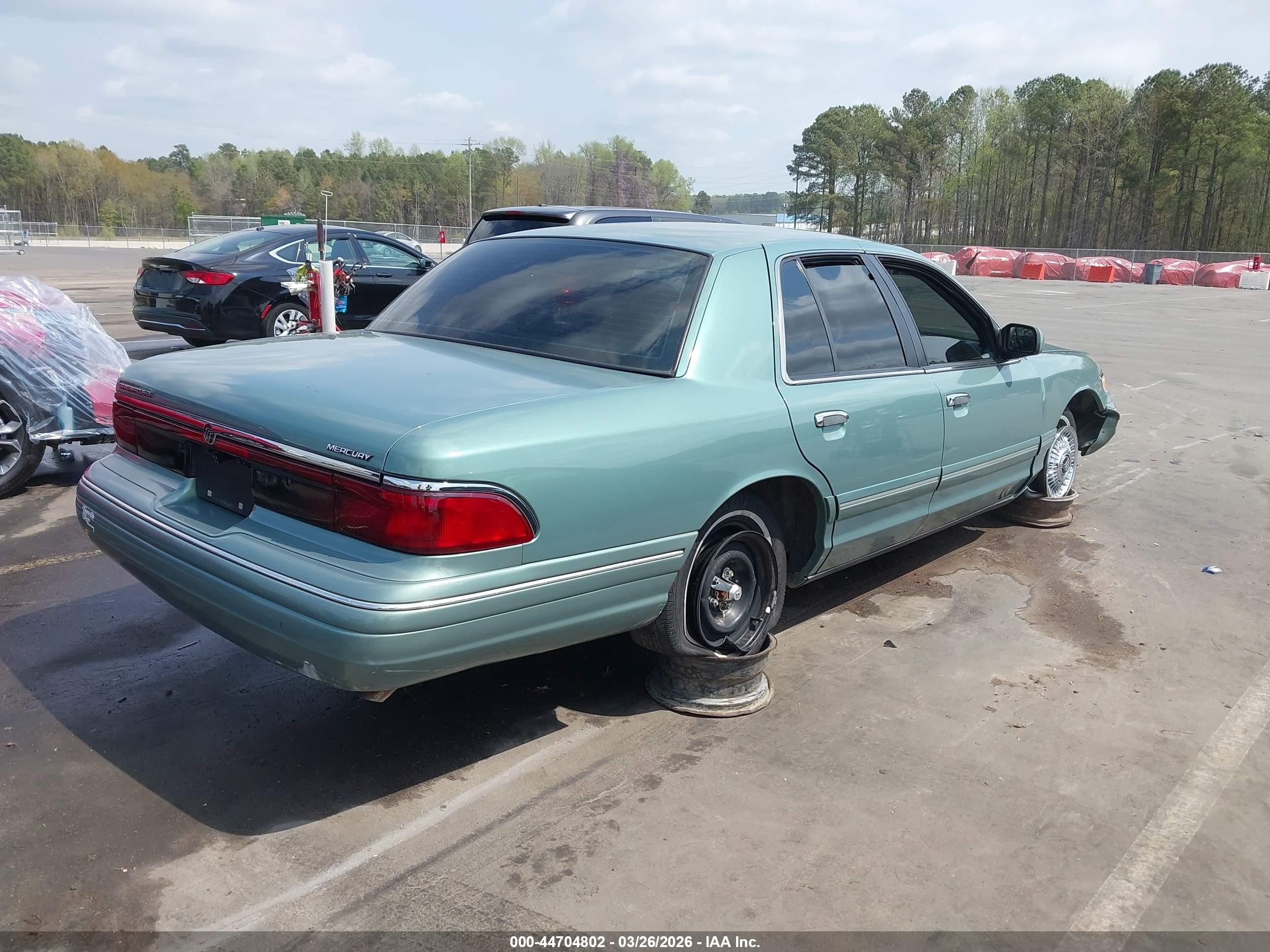 1997 Mercury Grand Marquis Gs Green vin: 2MELM74W5VX607849
