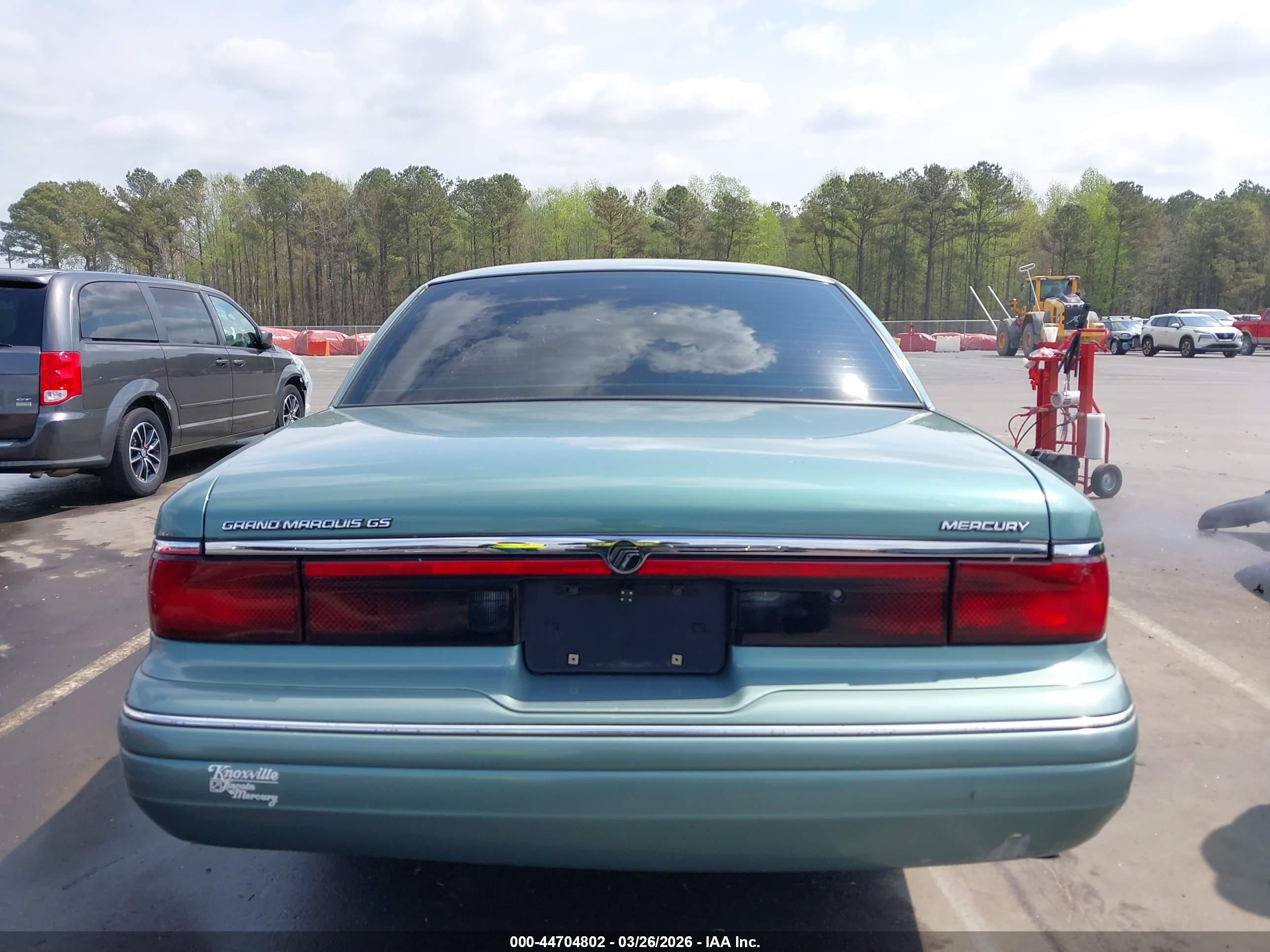 1997 Mercury Grand Marquis Gs Green vin: 2MELM74W5VX607849
