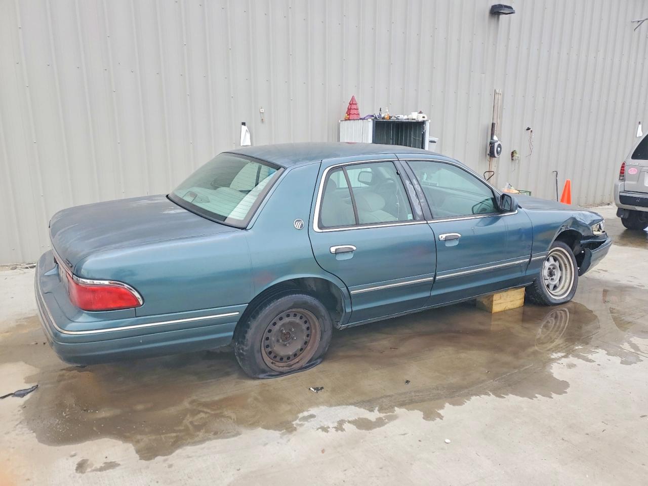 1995 Mercury Grand Marquis Gs Green vin: 2MELM74W6SX675850