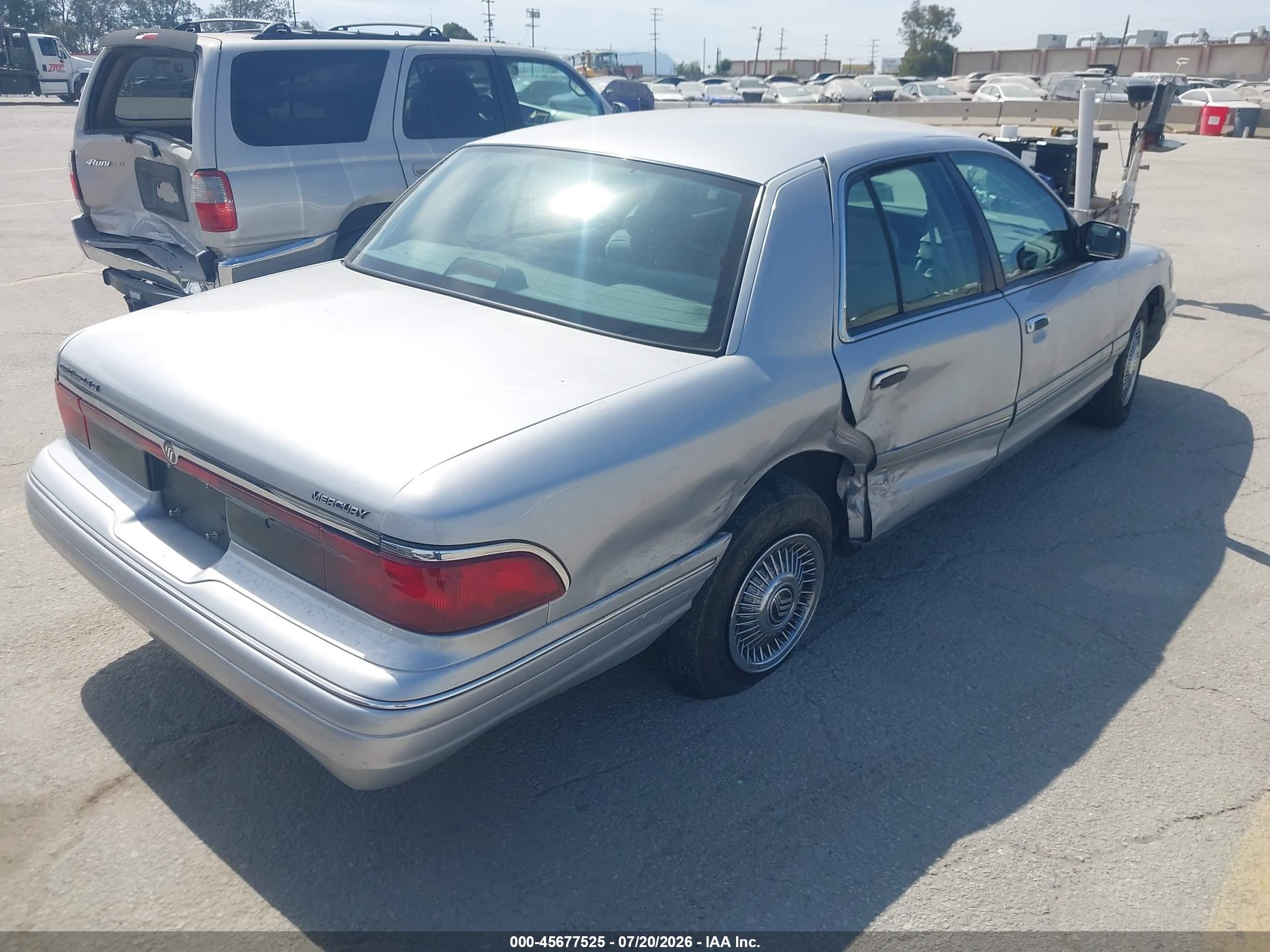 1997 Mercury Grand Marquis Gs Silver vin: 2MELM74W6VX720452