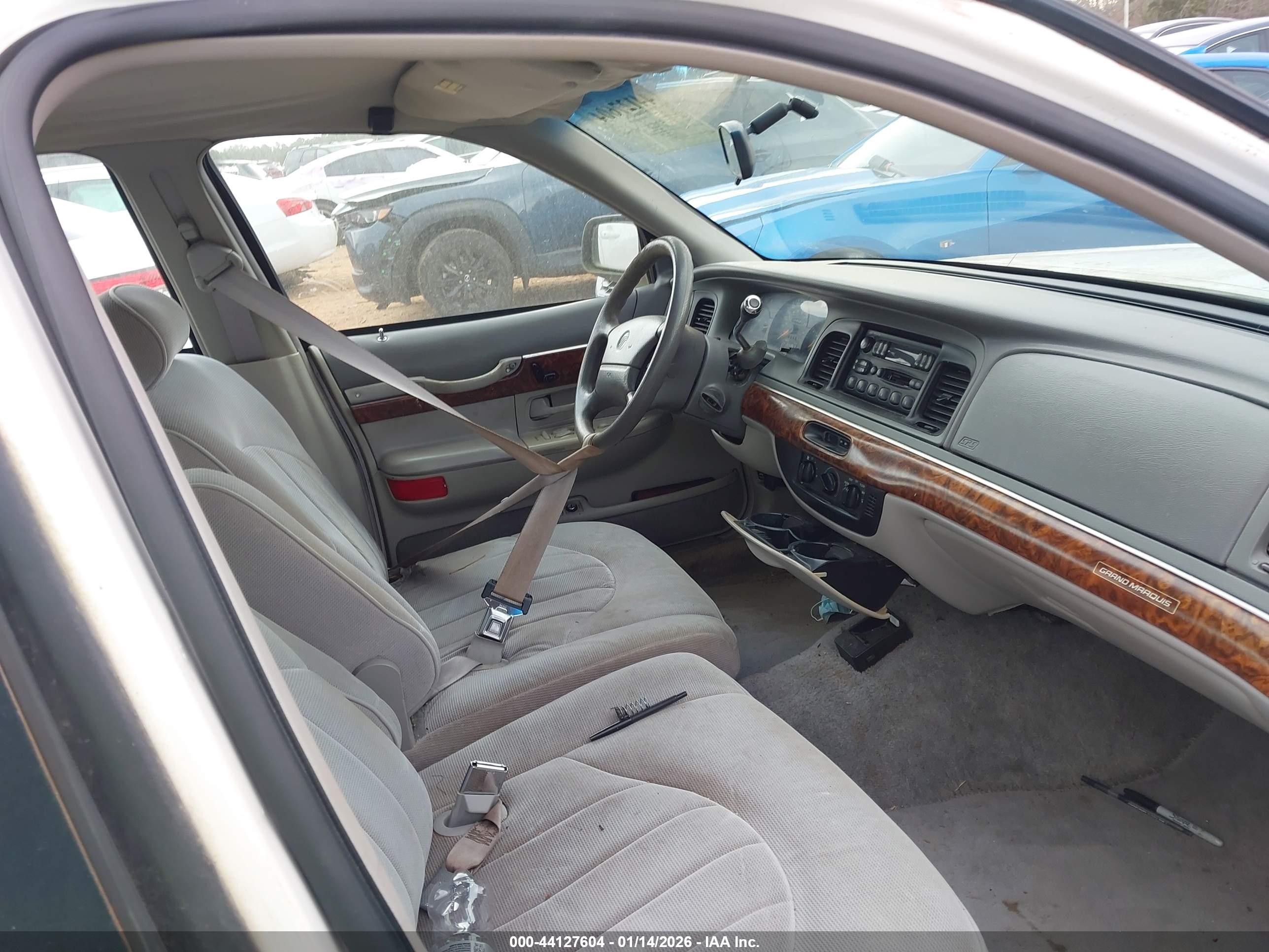 1997 Mercury Grand Marquis Gs White vin: 2MELM74W6VX732178