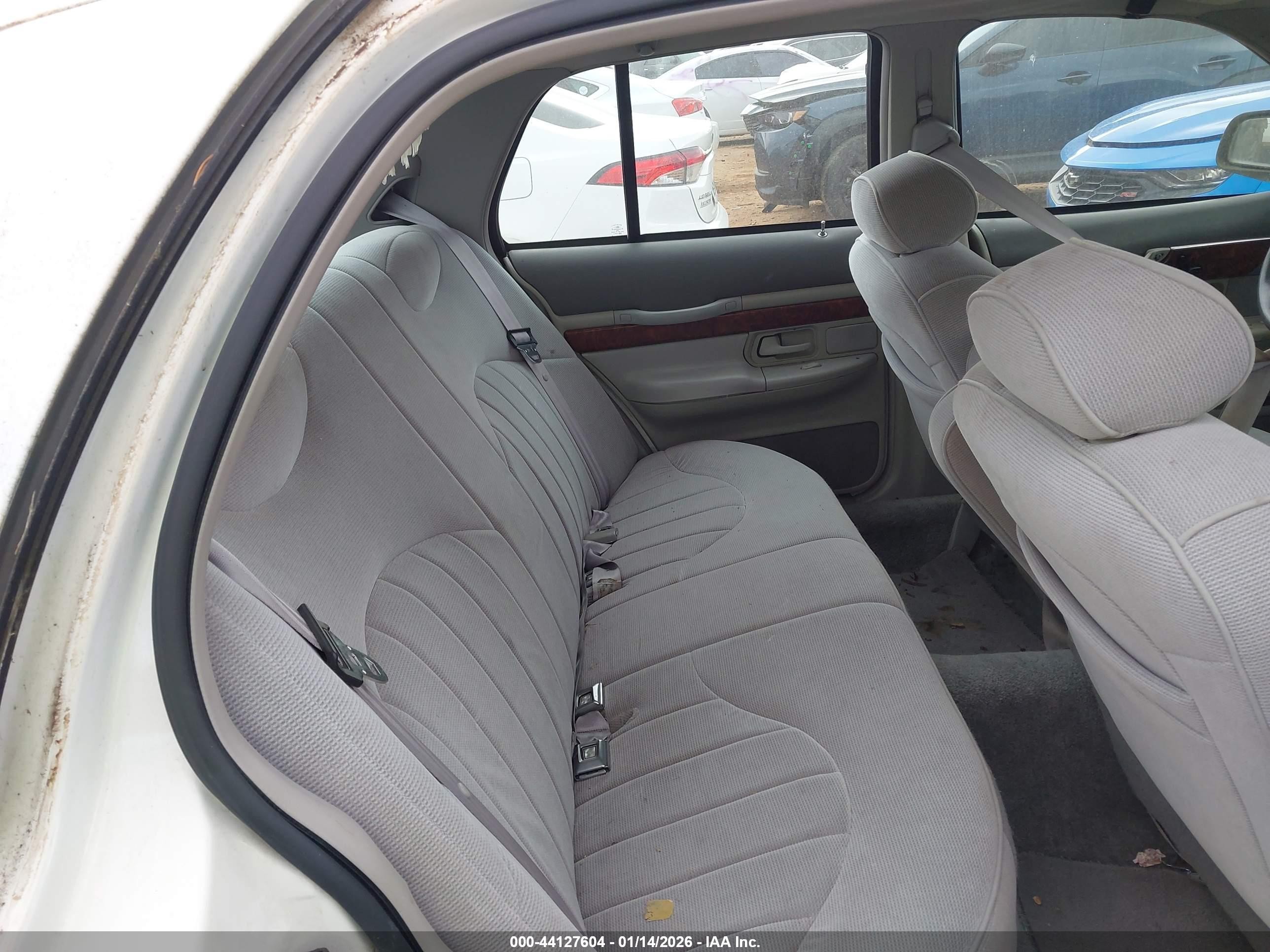1997 Mercury Grand Marquis Gs White vin: 2MELM74W6VX732178