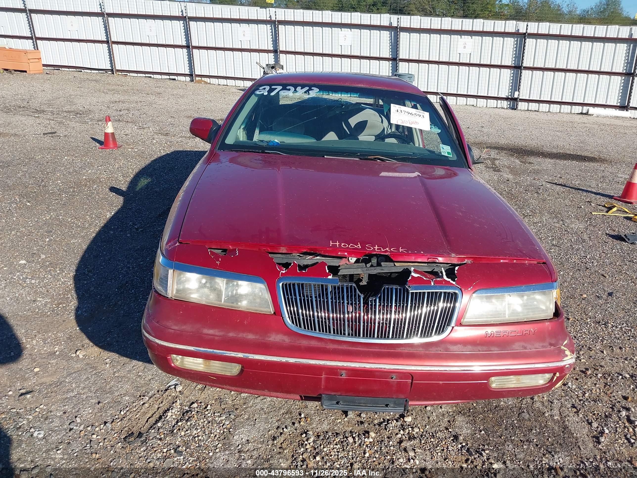 1997 Mercury Grand Marquis Gs Burgundy vin: 2MELM74W6VX739910