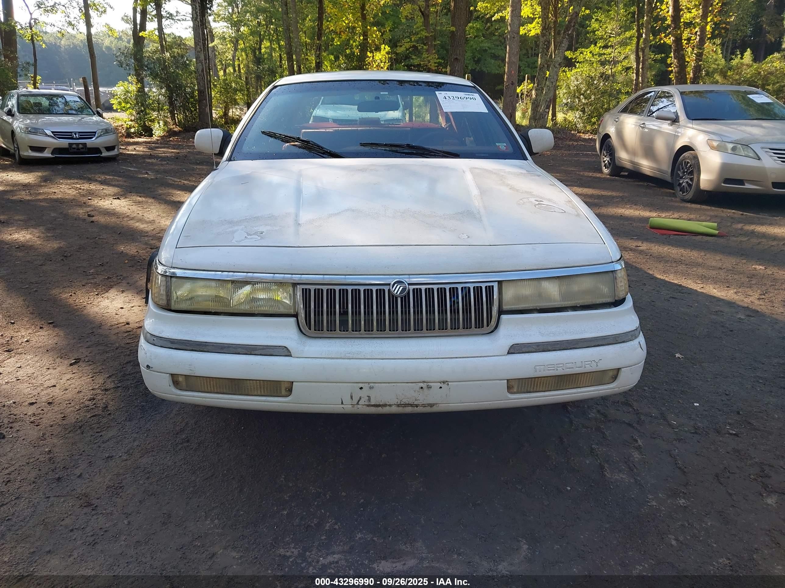 1993 Mercury Grand Marquis Gs White vin: 2MELM74W7PX682829