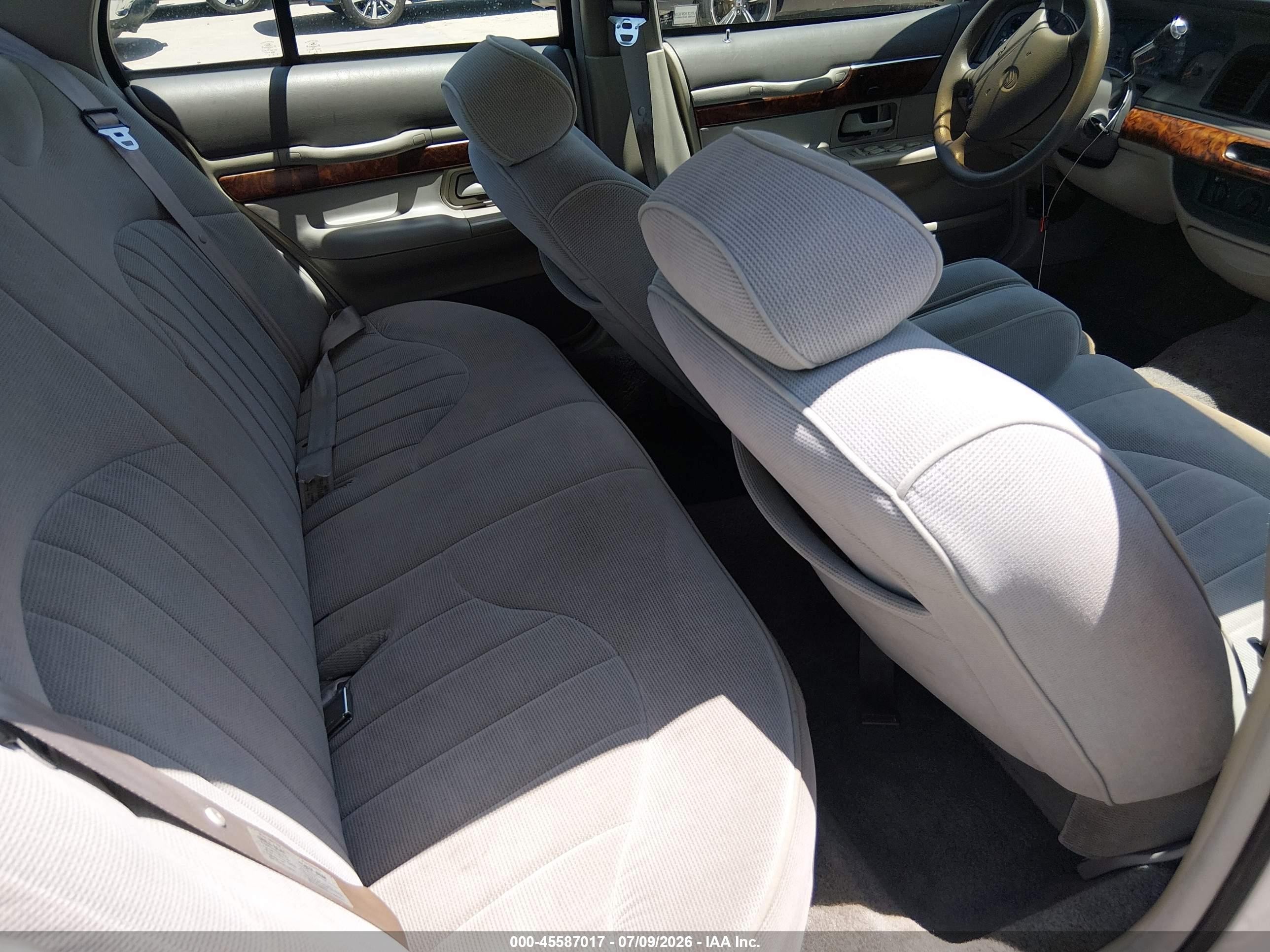 1997 Mercury Grand Marquis Gs Белый vin: 2MELM74W8VX645950