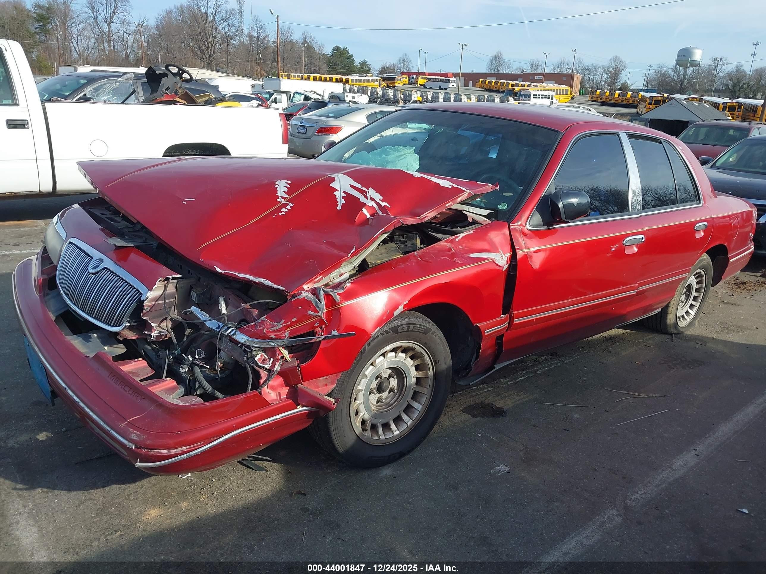 1997 Mercury Grand Marquis Gs Burgundy vin: 2MELM74W8VX667379