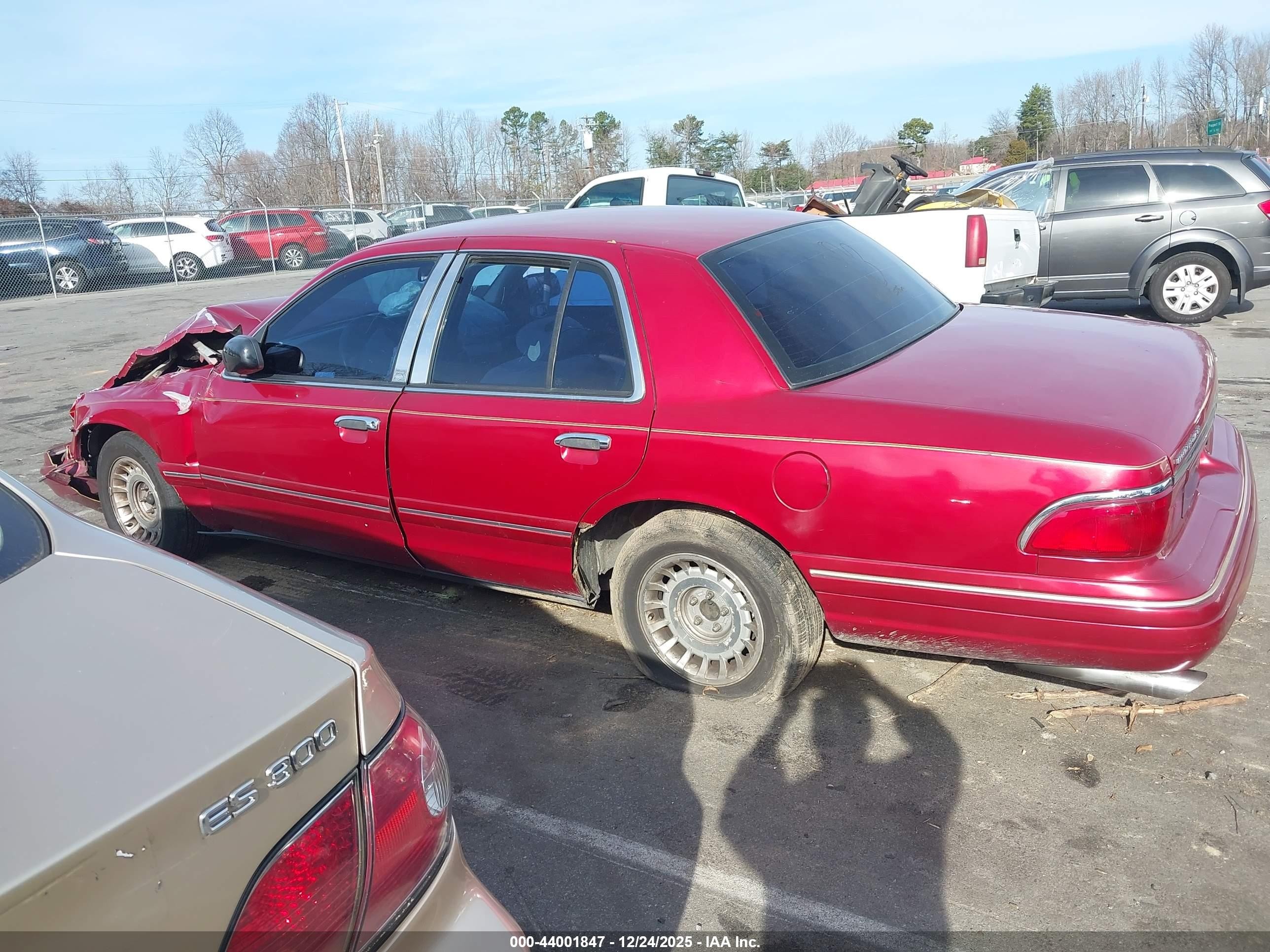 1997 Mercury Grand Marquis Gs Burgundy vin: 2MELM74W8VX667379