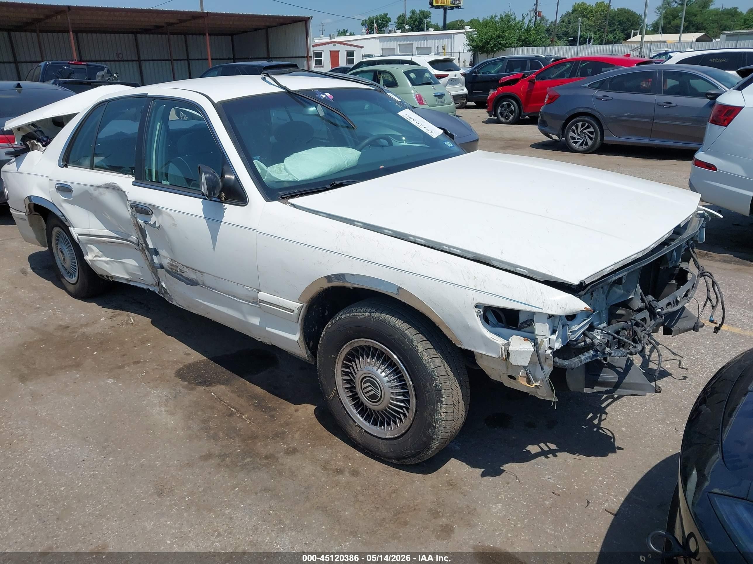 1997 Mercury Grand Marquis Gs White vin: 2MELM74W9VX658352