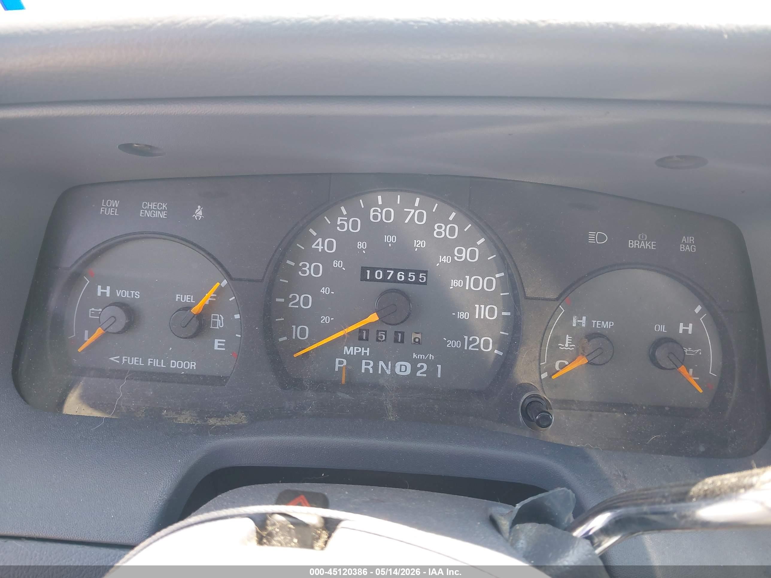 1997 Mercury Grand Marquis Gs White vin: 2MELM74W9VX658352