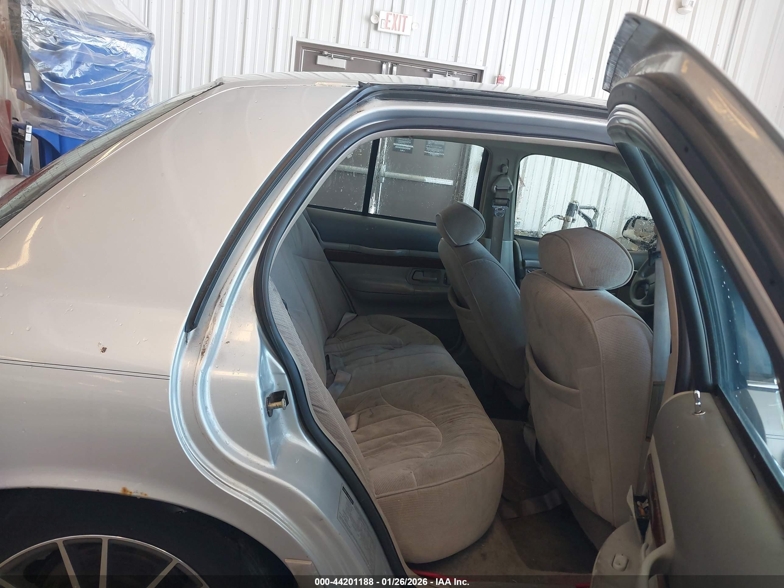1997 Mercury Grand Marquis Gs Silver vin: 2MELM74W9VX710028