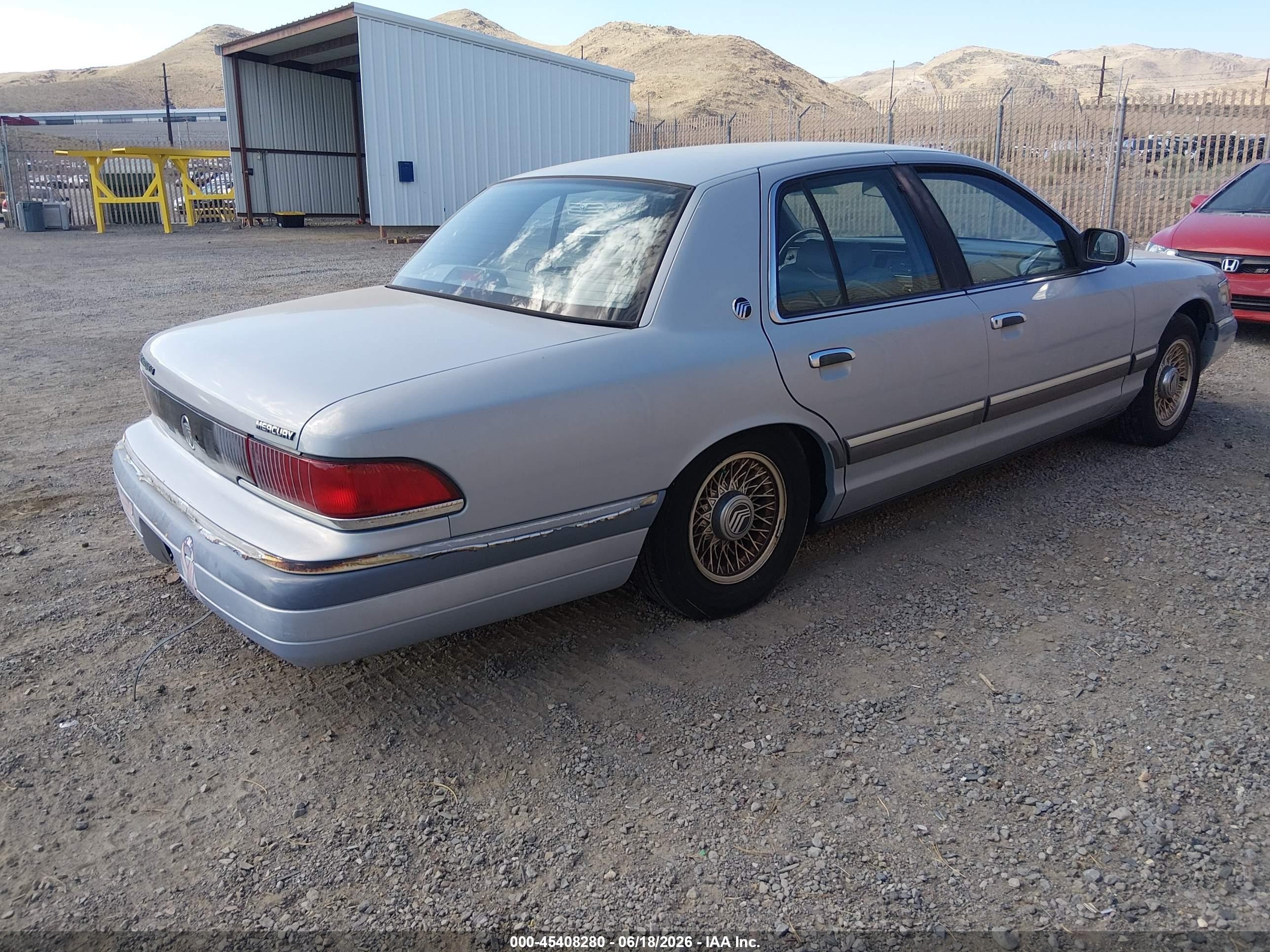 1994 Mercury Grand Marquis Ls Silver vin: 2MELM75W0RX635739