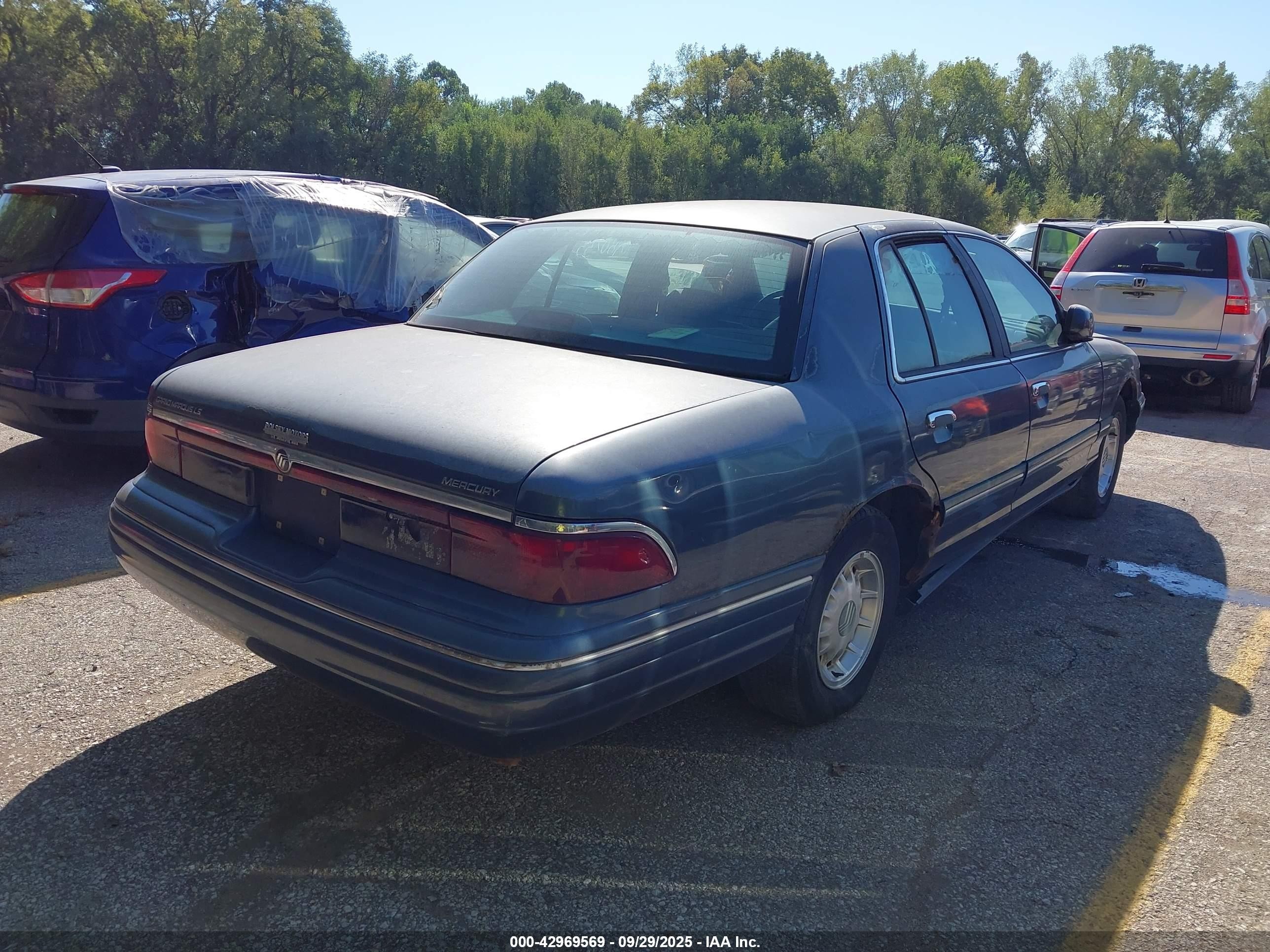 1997 Mercury Grand Marquis Ls Blue vin: 2MELM75W0VX643267