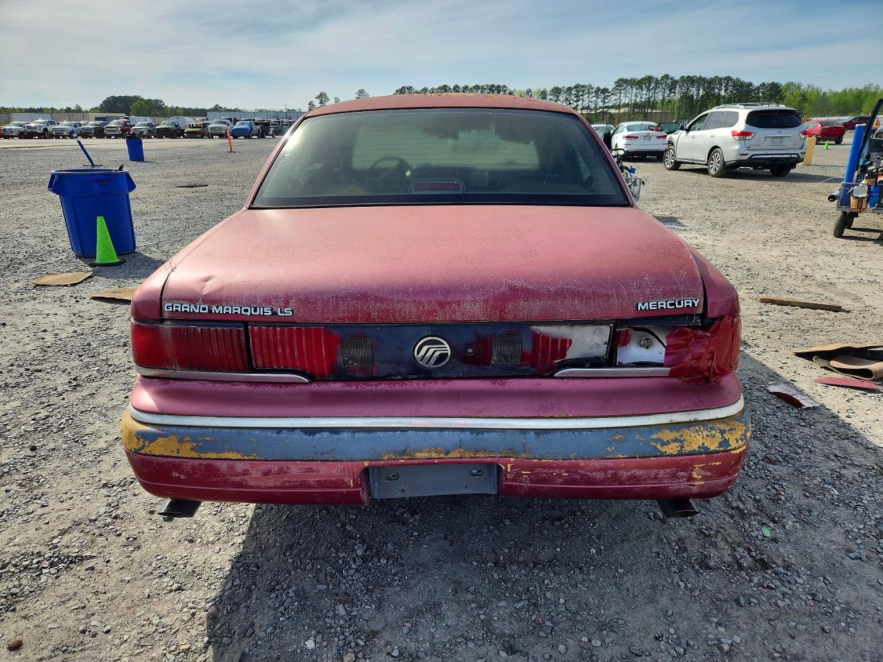1994 Mercury Grand Marquis Ls Burgundy vin: 2MELM75W2RX674882