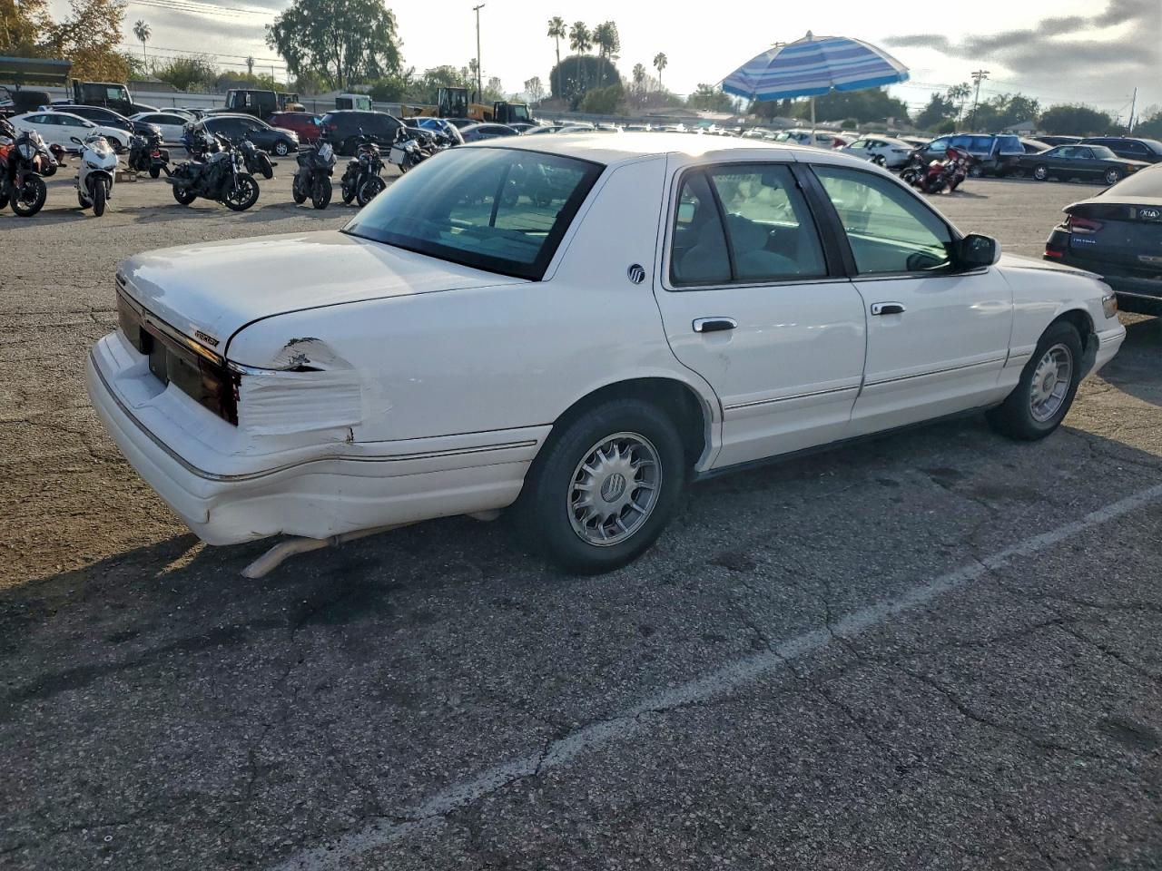 1995 Mercury Grand Marquis Ls White vin: 2MELM75W2SX689520