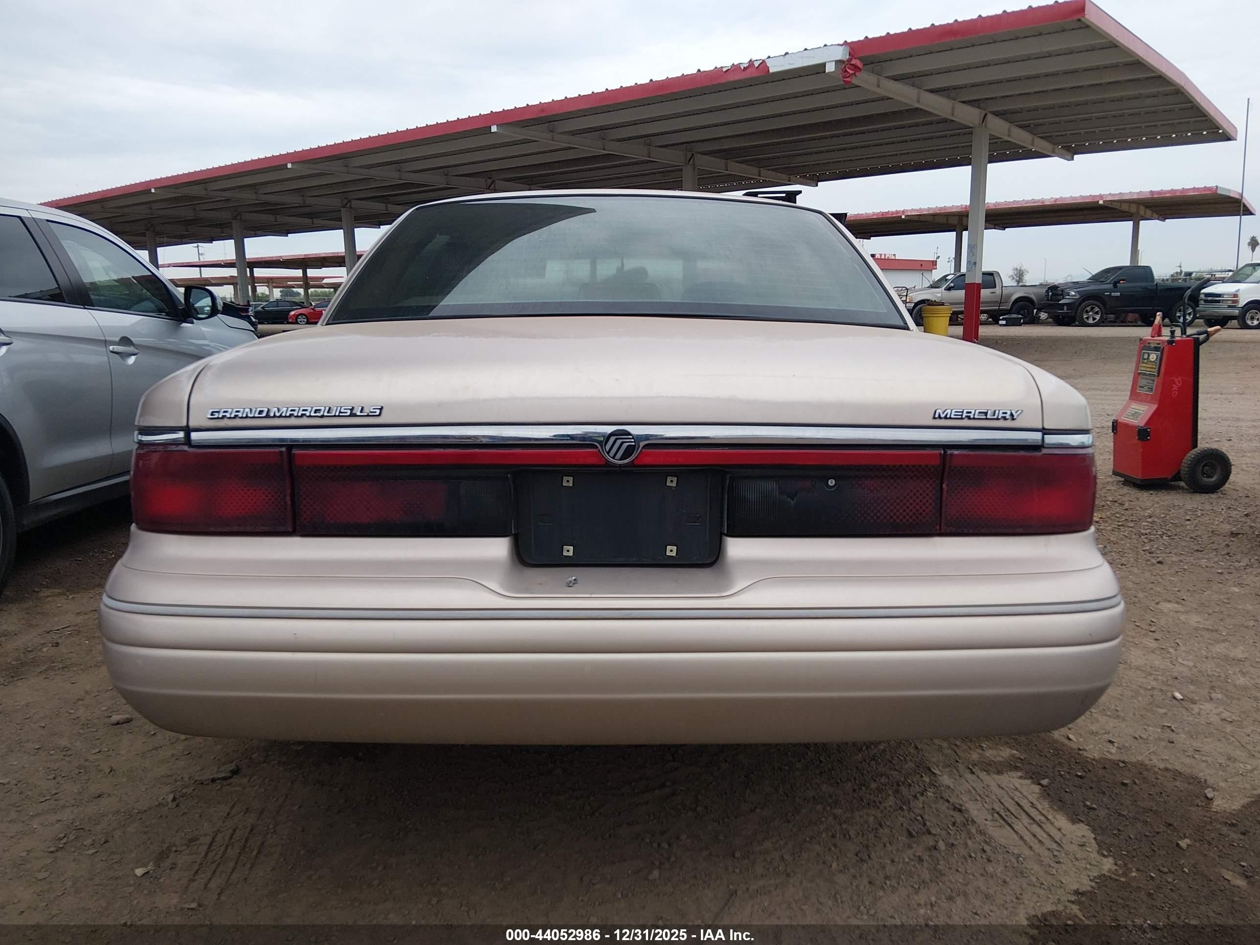 1997 Mercury Grand Marquis Ls Золотой vin: 2MELM75W2VX639723
