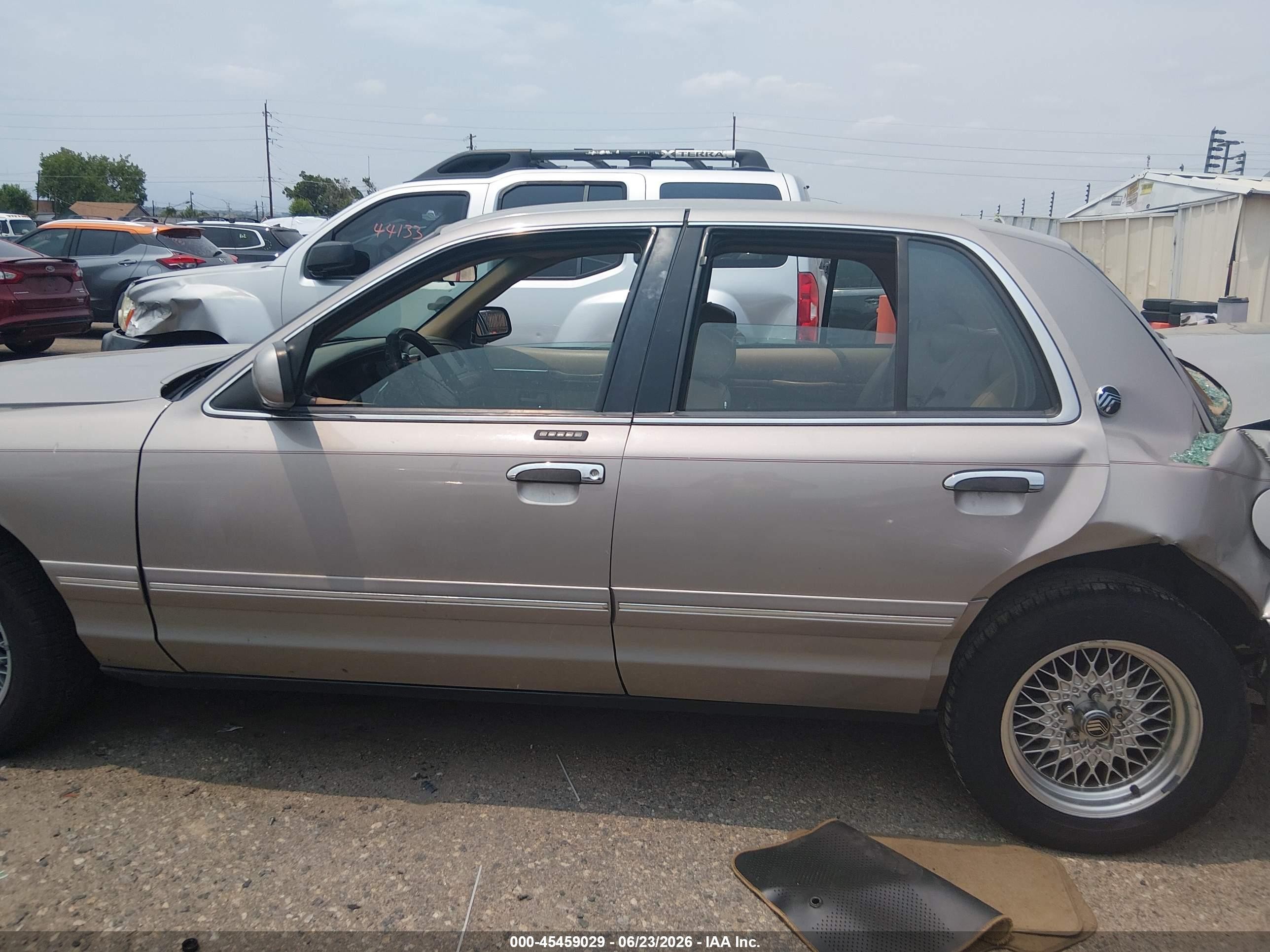 1995 Mercury Grand Marquis Ls Champagne vin: 2MELM75W3SX654274