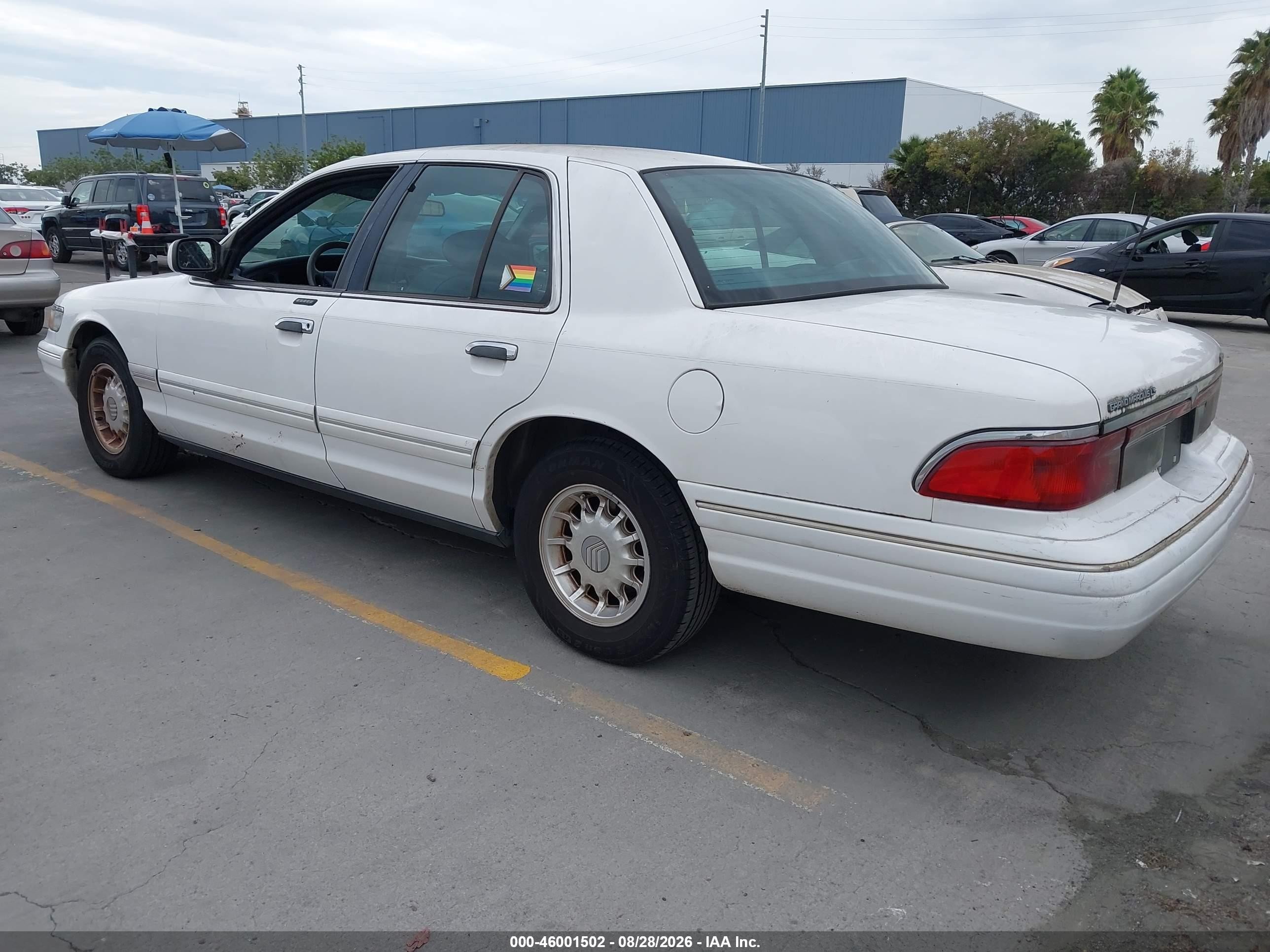 1997 Mercury Grand Marquis Ls White vin: 2MELM75W3VX645952