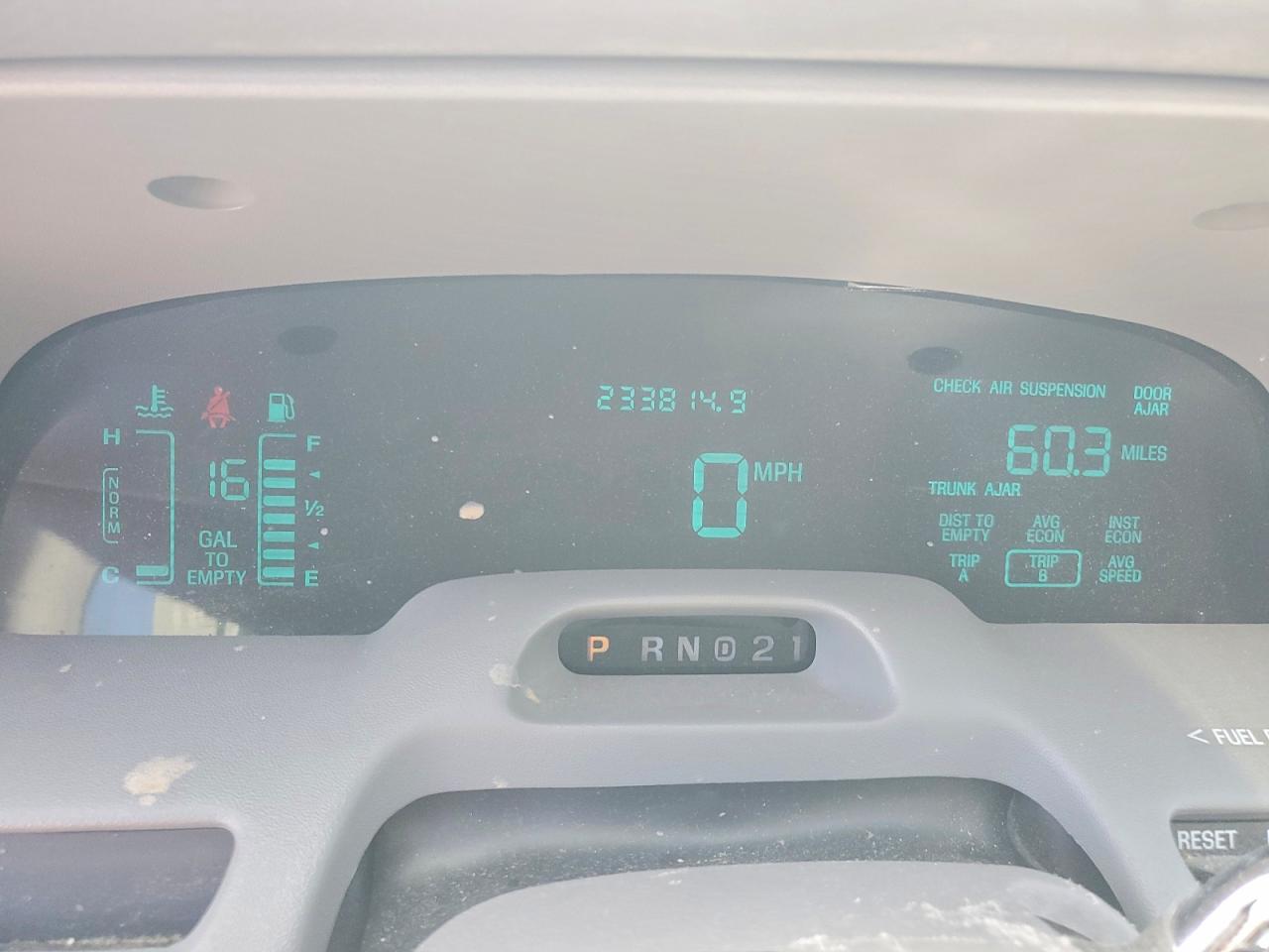 1997 Mercury Grand Marquis Ls Silver vin: 2MELM75W3VX703767