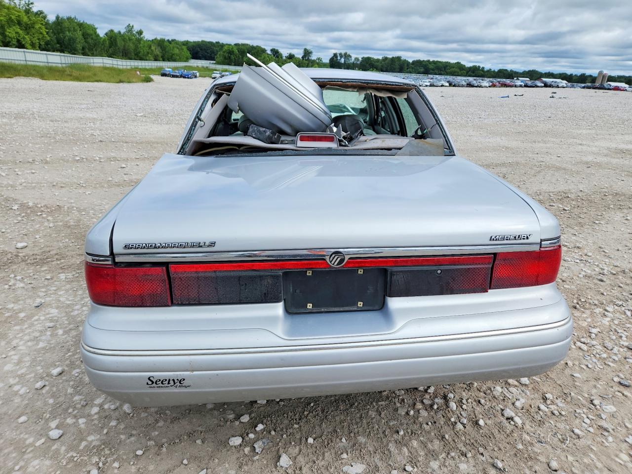 1997 Mercury Grand Marquis Ls White vin: 2MELM75W4VX673422