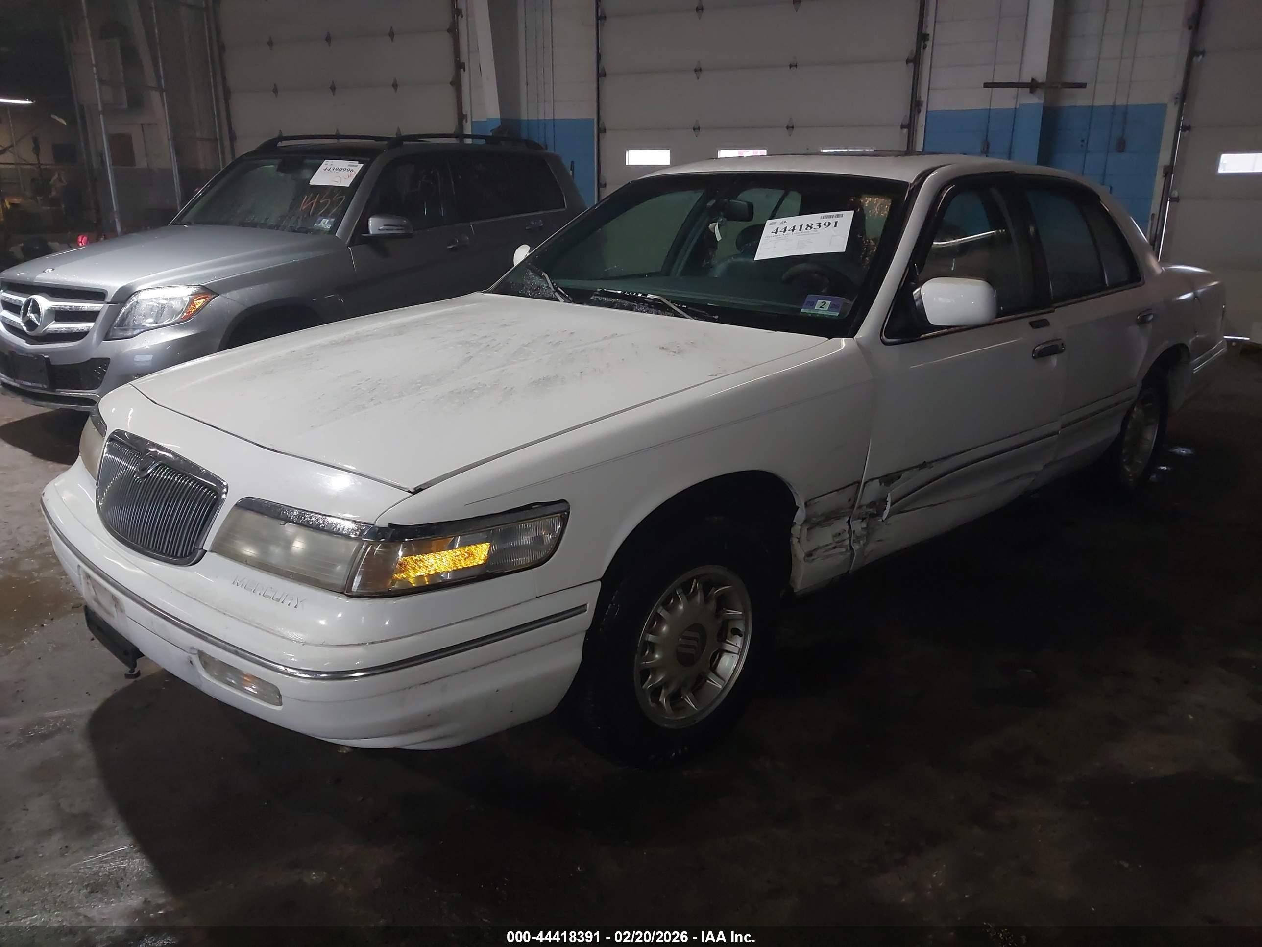 1997 Mercury Grand Marquis Ls White vin: 2MELM75W4VX690656