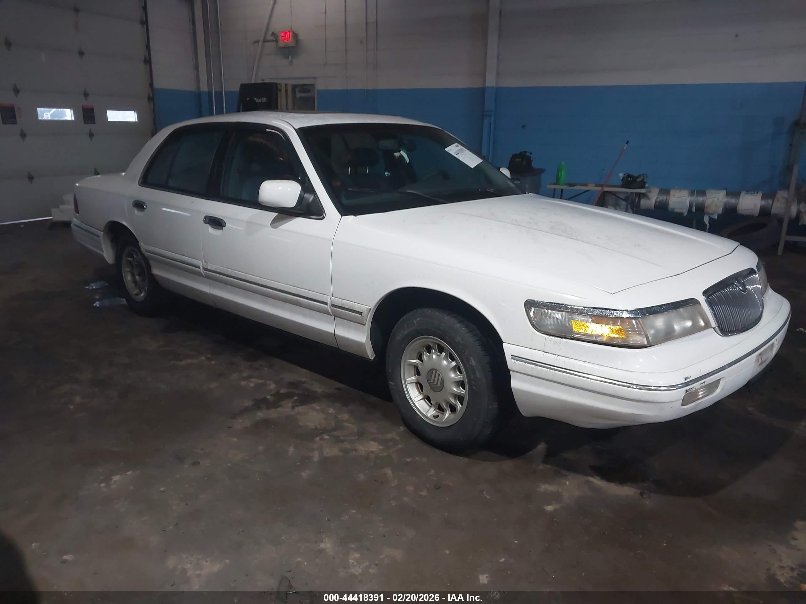 1997 Mercury Grand Marquis Ls White vin: 2MELM75W4VX690656