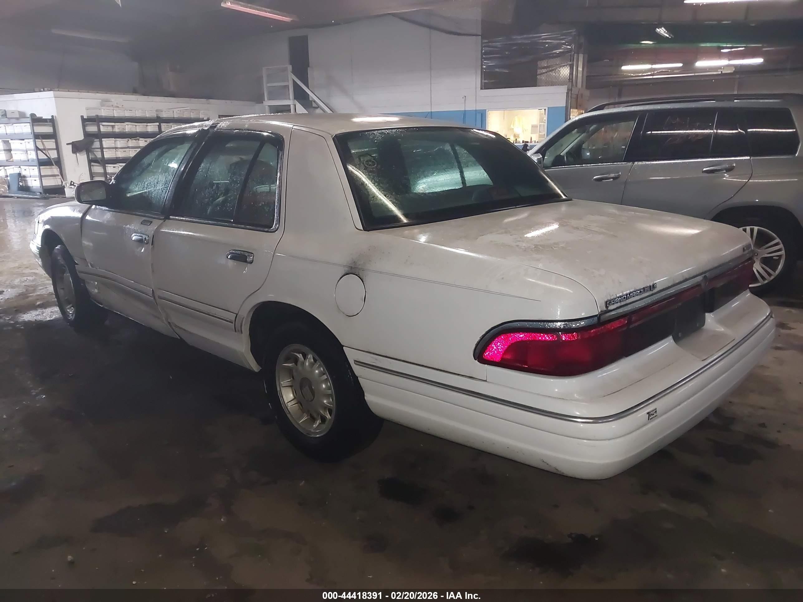 1997 Mercury Grand Marquis Ls White vin: 2MELM75W4VX690656
