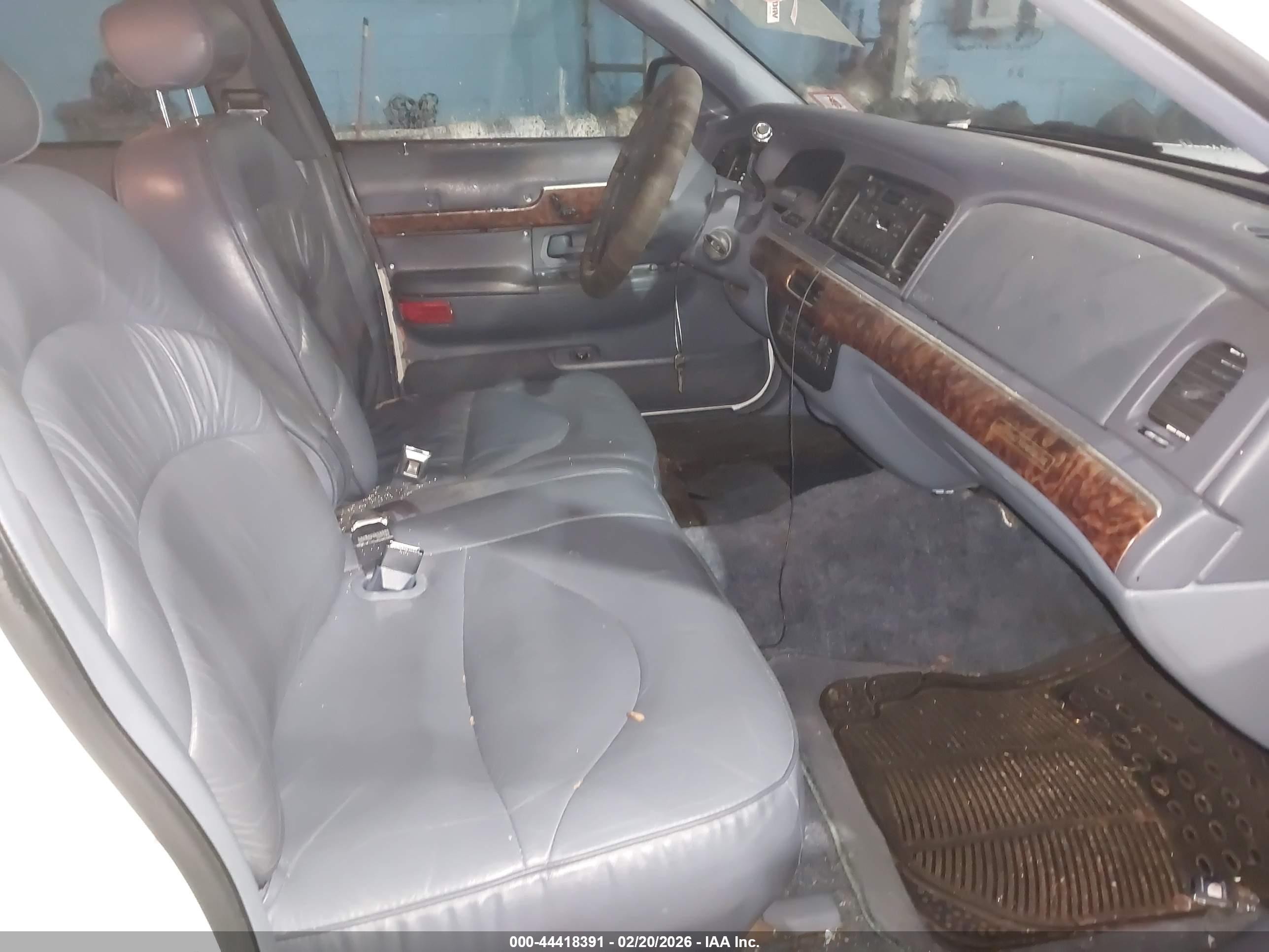 1997 Mercury Grand Marquis Ls White vin: 2MELM75W4VX690656