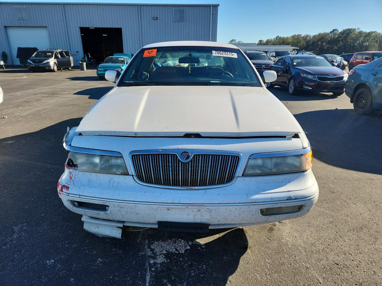 1997 Mercury Grand Marquis Белый vin: 2MELM75W4VX706306