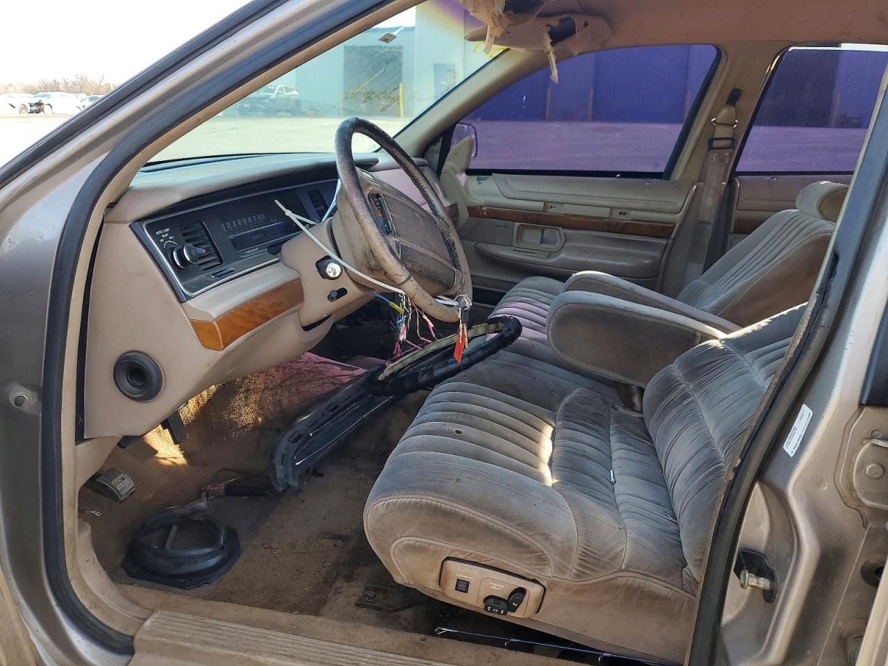 1994 Mercury Grand Marquis Ls Золотой vin: 2MELM75W5RX676853