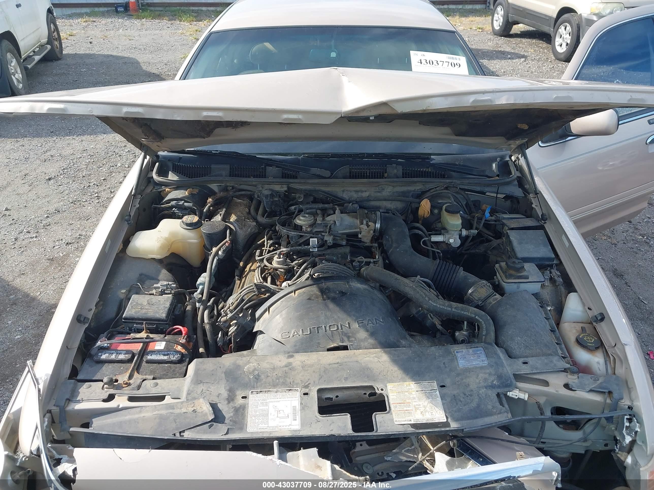 1997 Mercury Grand Marquis Ls Gold vin: 2MELM75W5VX673073