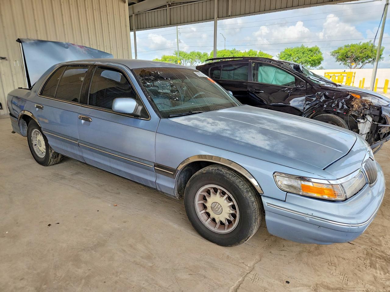 1997 Mercury Grand Marquis Ls Blue vin: 2MELM75W6VX684972