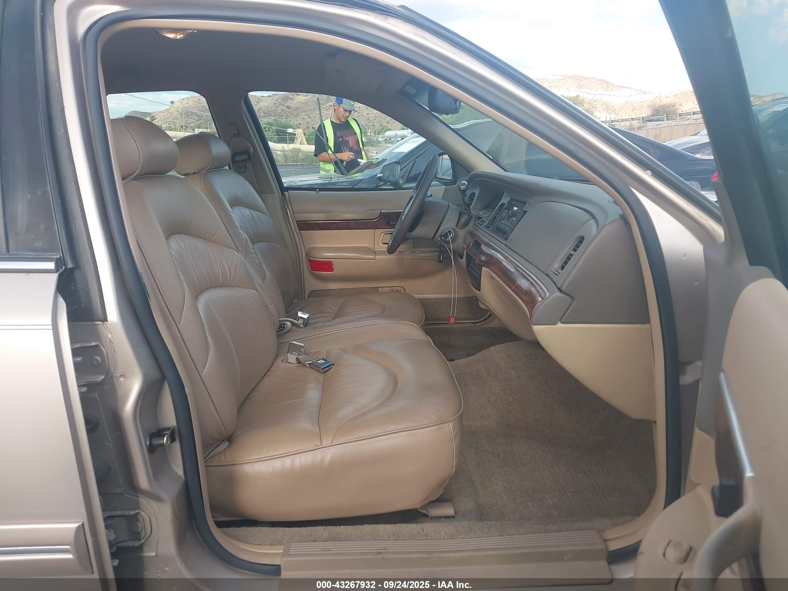 1997 Mercury Grand Marquis Ls Tan vin: 2MELM75W6VX721132
