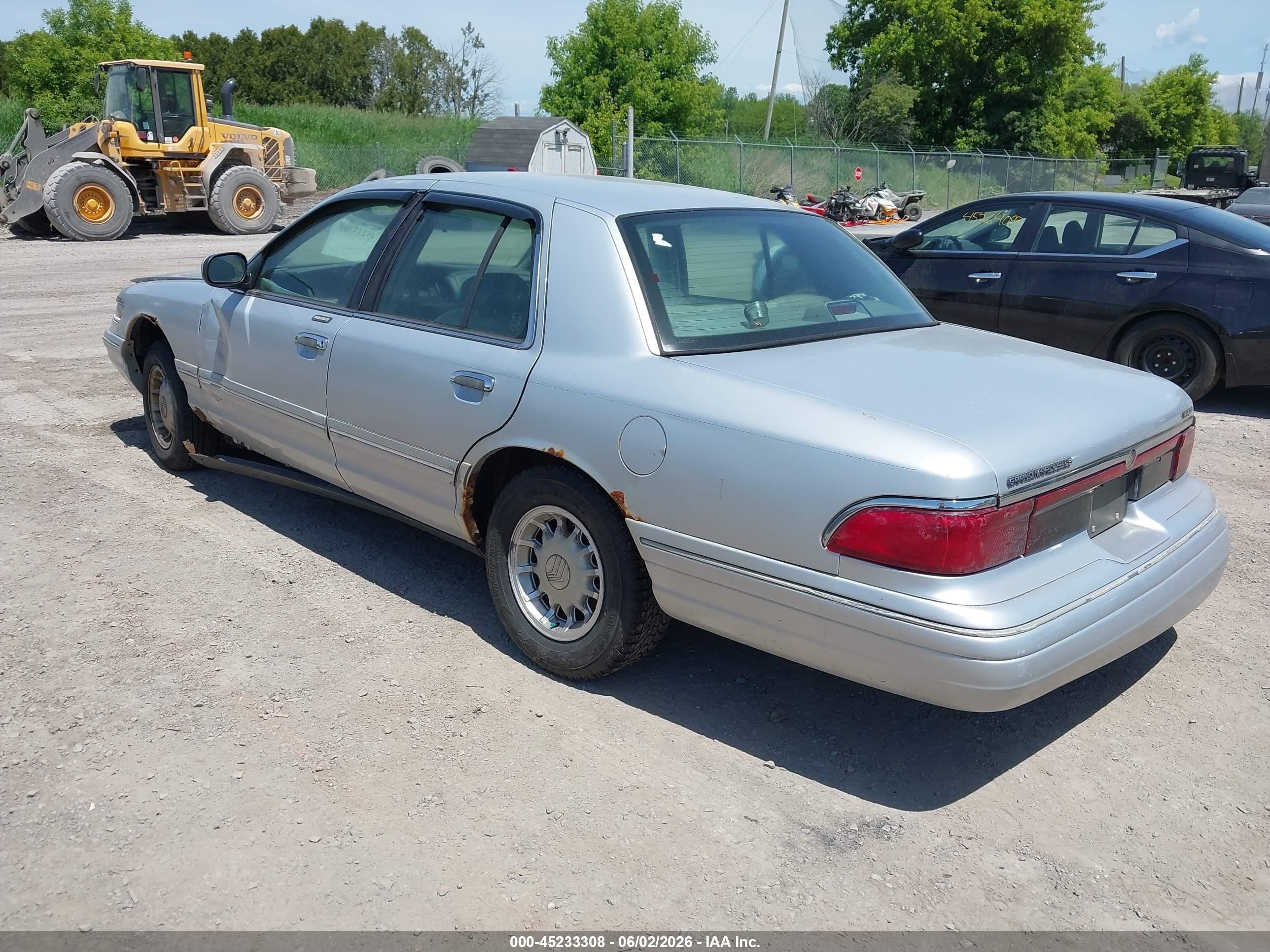 1997 Mercury Grand Marquis Ls Silver vin: 2MELM75W6VX731854