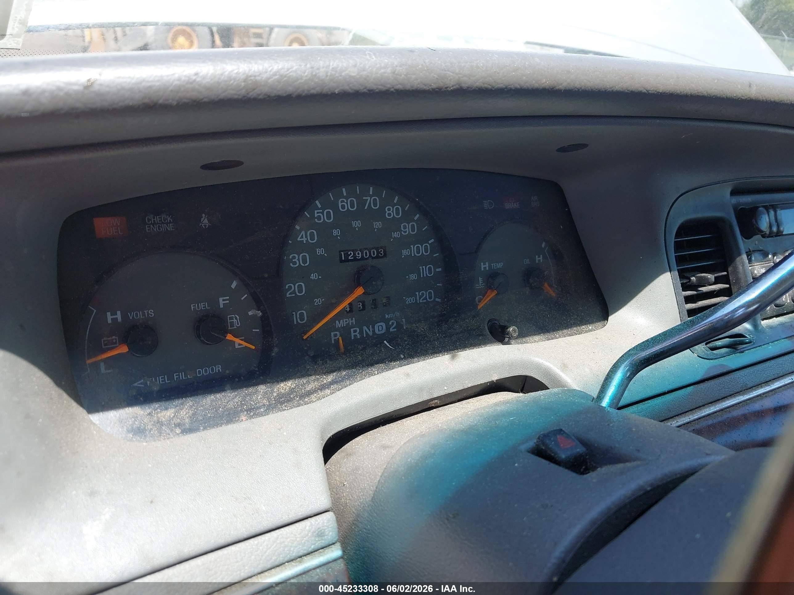 1997 Mercury Grand Marquis Ls Silver vin: 2MELM75W6VX731854