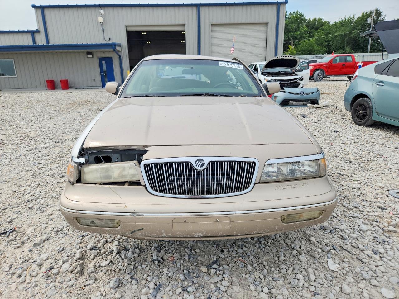 1997 Mercury Grand Marquis Ls Beige vin: 2MELM75W6VX736519