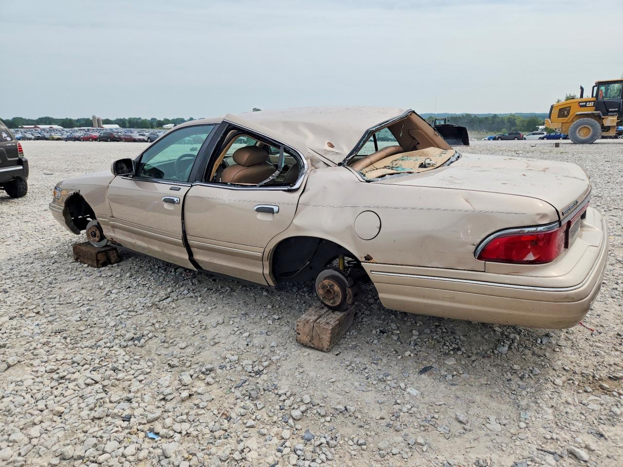 1997 Mercury Grand Marquis Ls Beige vin: 2MELM75W6VX736519