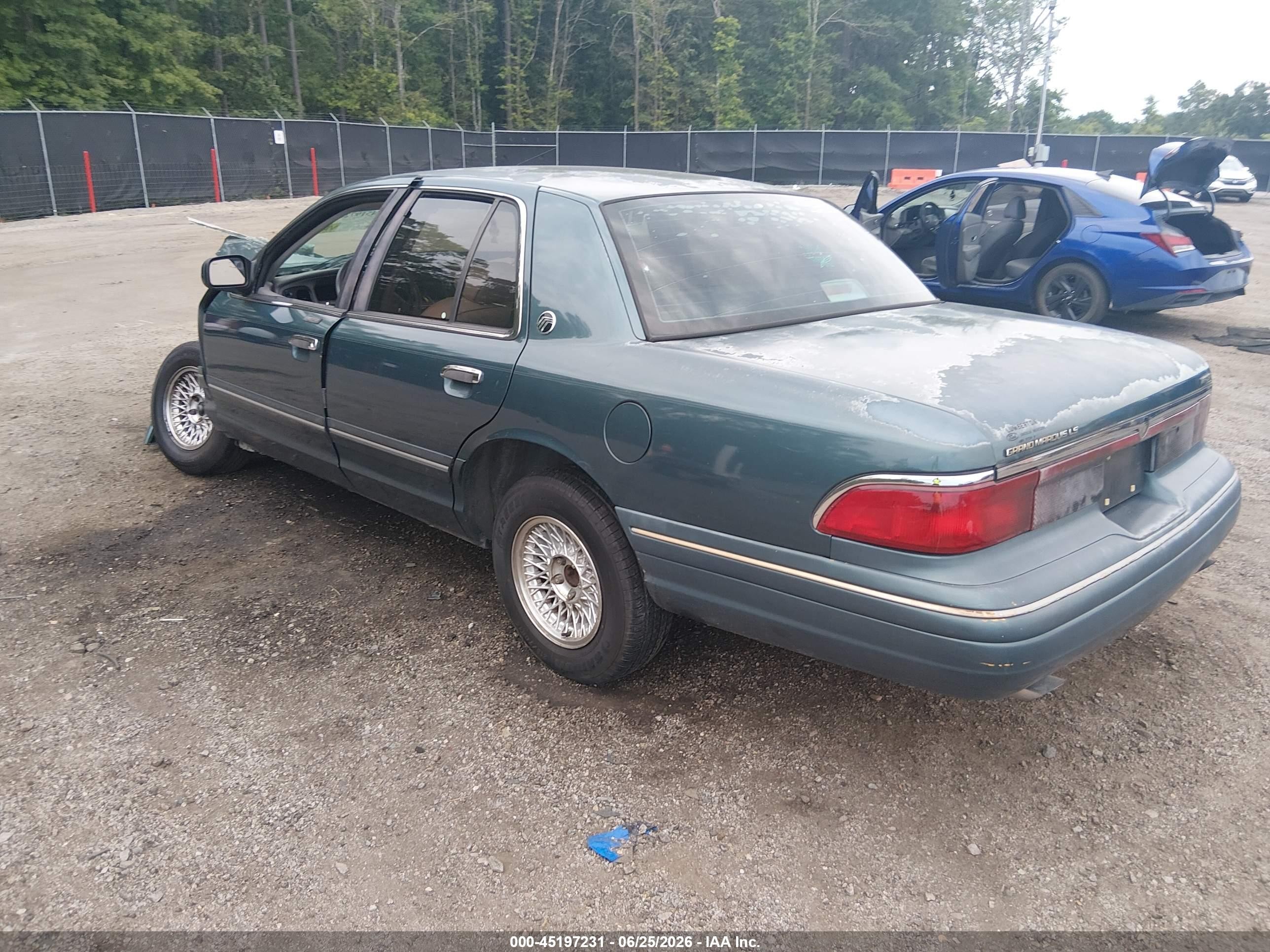 1995 Mercury Grand Marquis Ls Blue vin: 2MELM75W7SX689013