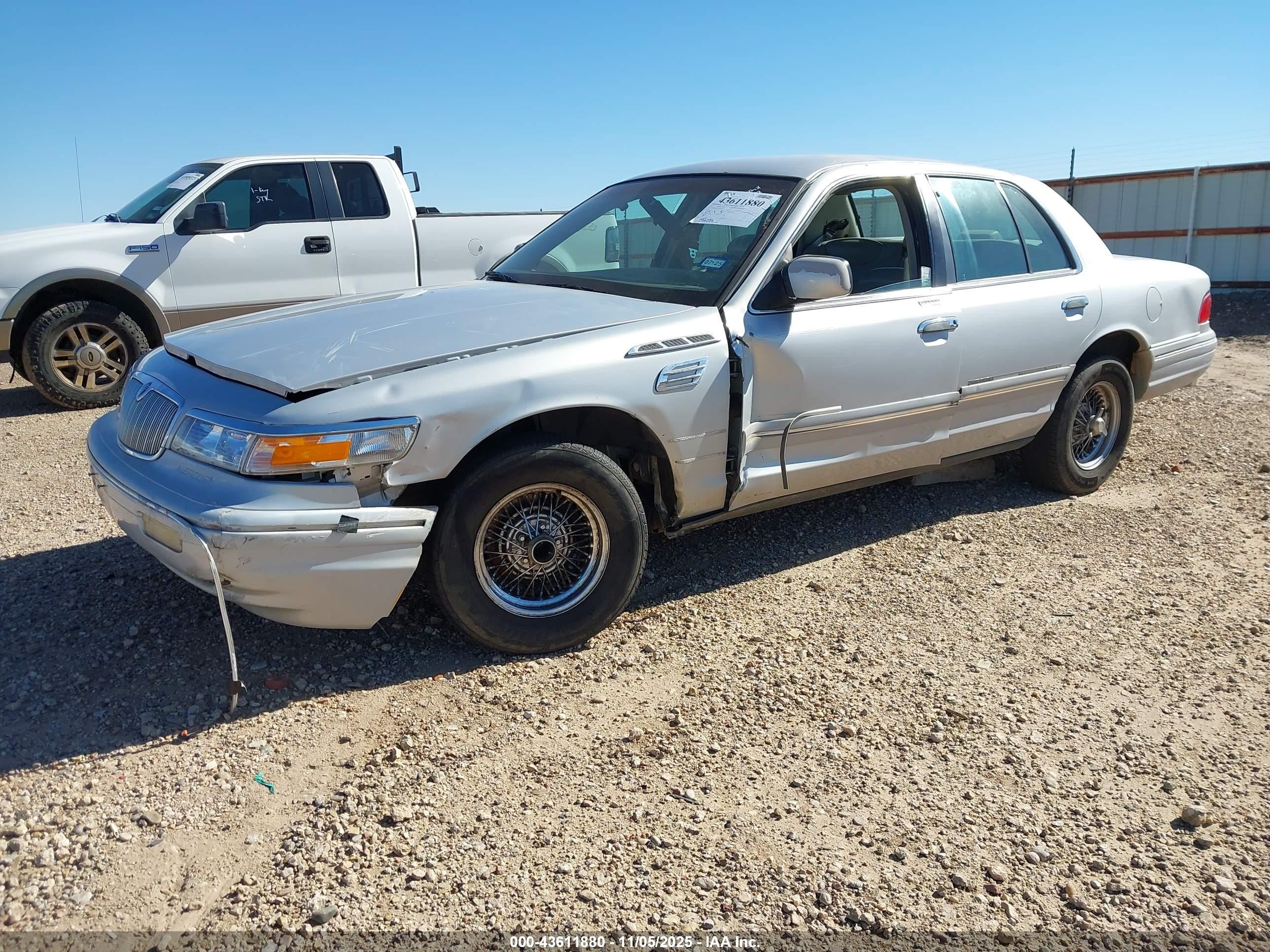 1997 Mercury Grand Marquis Ls Silver vin: 2MELM75W7VX602618