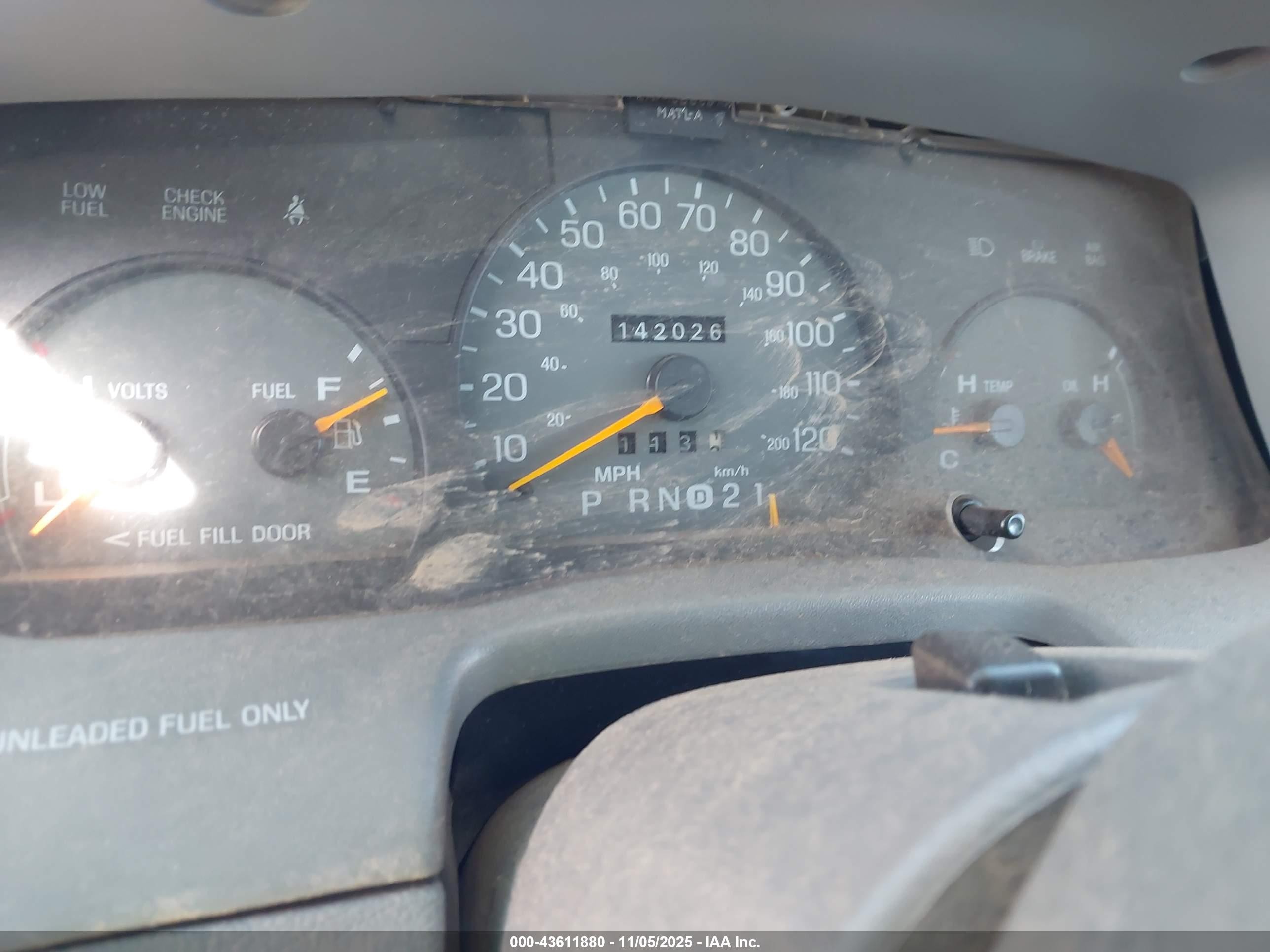 1997 Mercury Grand Marquis Ls Silver vin: 2MELM75W7VX602618