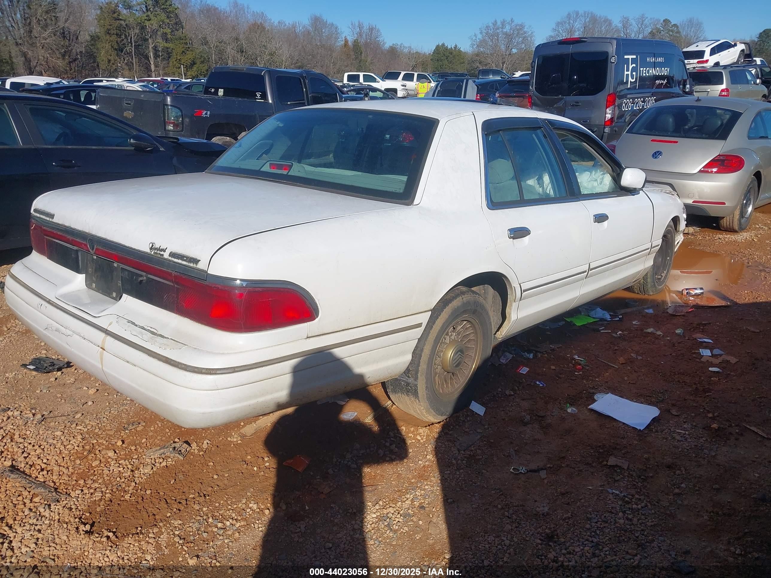 1997 Mercury Grand Marquis Ls White vin: 2MELM75W7VX695432