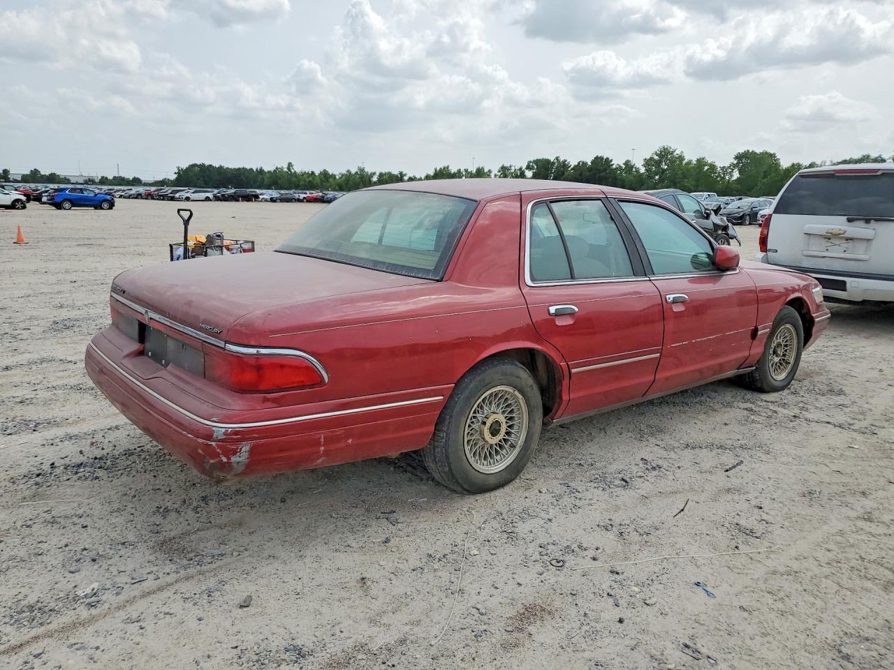 1997 Mercury Grand Marquis Ls Burgundy vin: 2MELM75W7VX738862