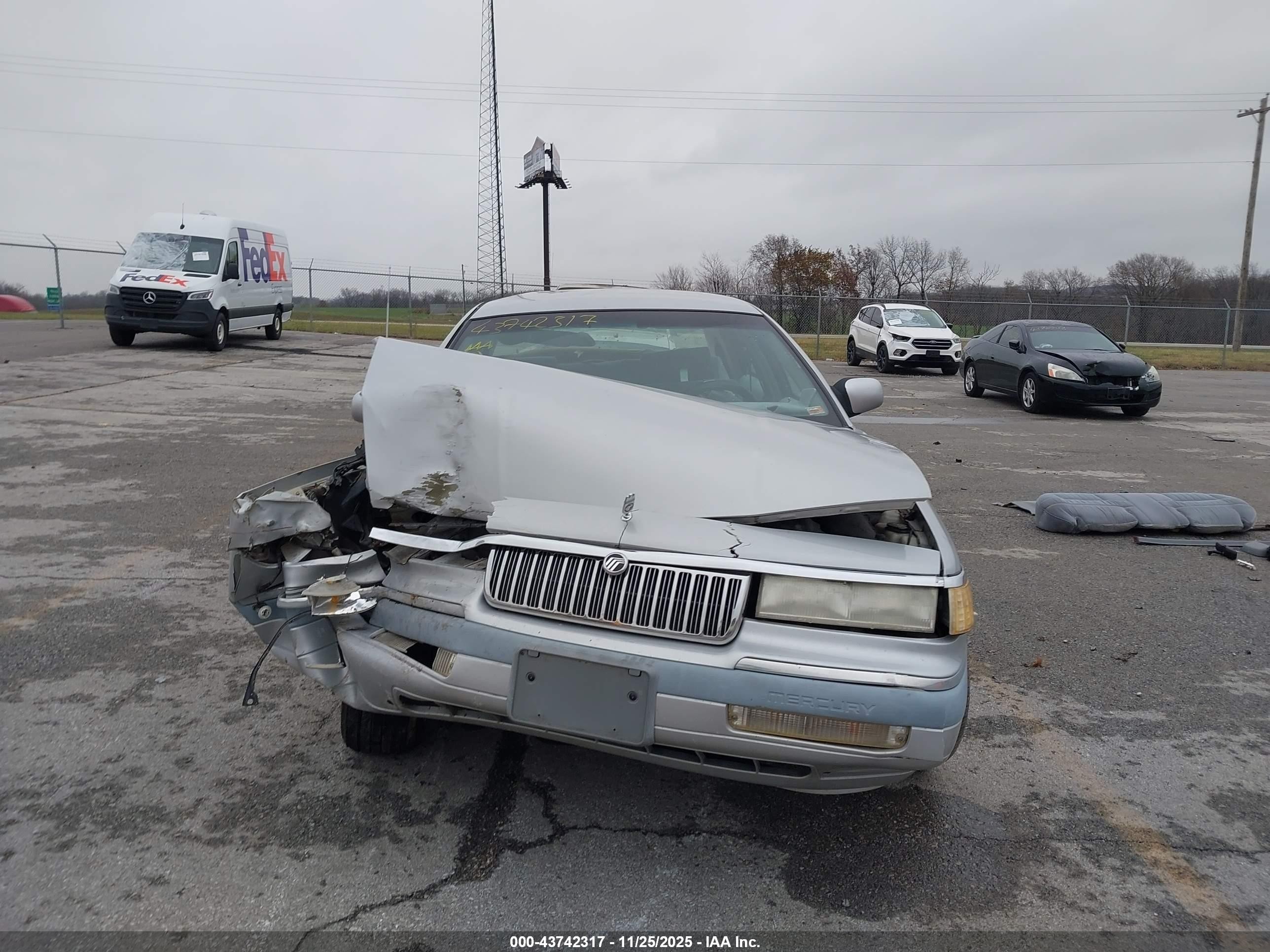 1993 Mercury Grand Marquis Ls Silver vin: 2MELM75W8PX643021