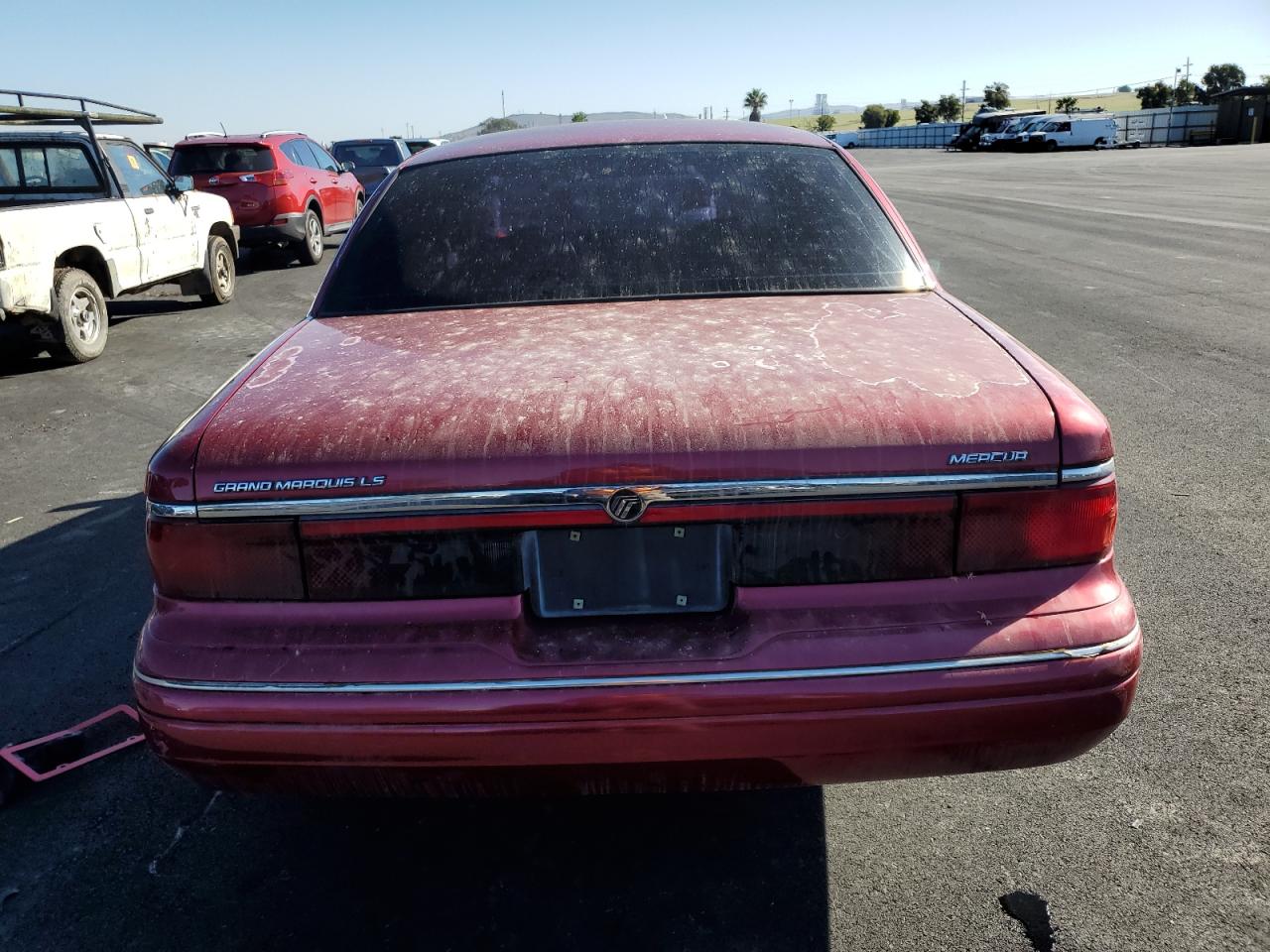1995 Mercury Grand Marquis Ls Burgundy vin: 2MELM75W8SX619942