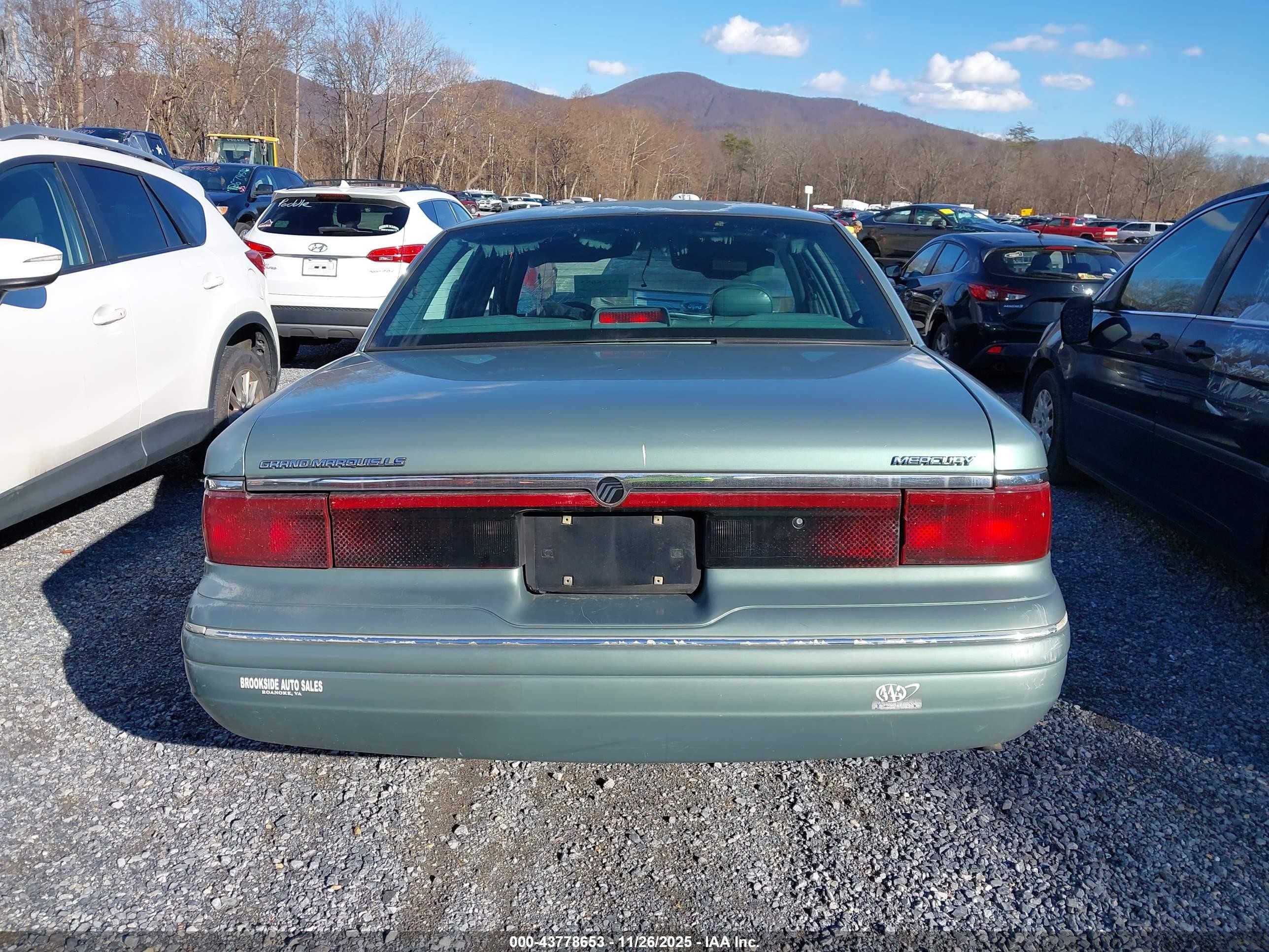 1997 Mercury Grand Marquis Ls Light Blue vin: 2MELM75W8VX627513